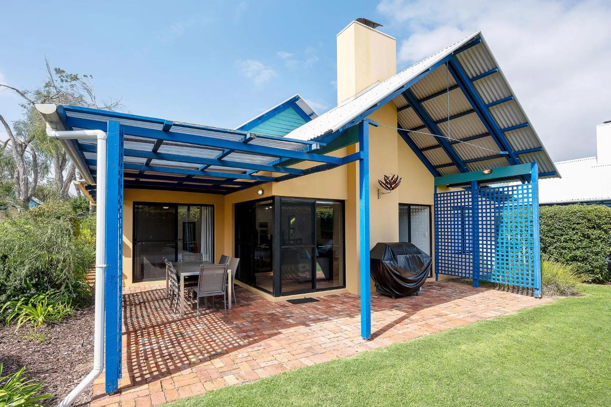 BBQ facilities in Dunsborough Beach Cottages