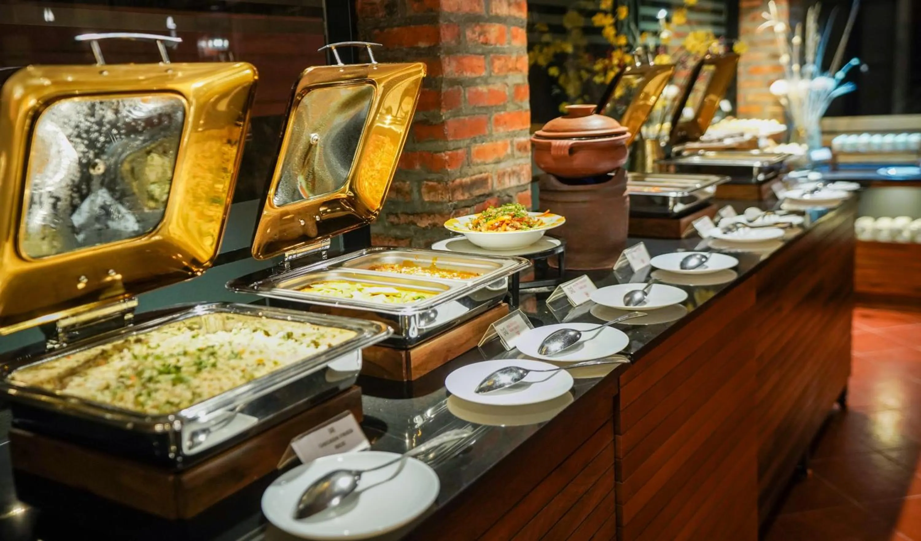 Restaurant/places to eat in Mount Xanadu Resorts