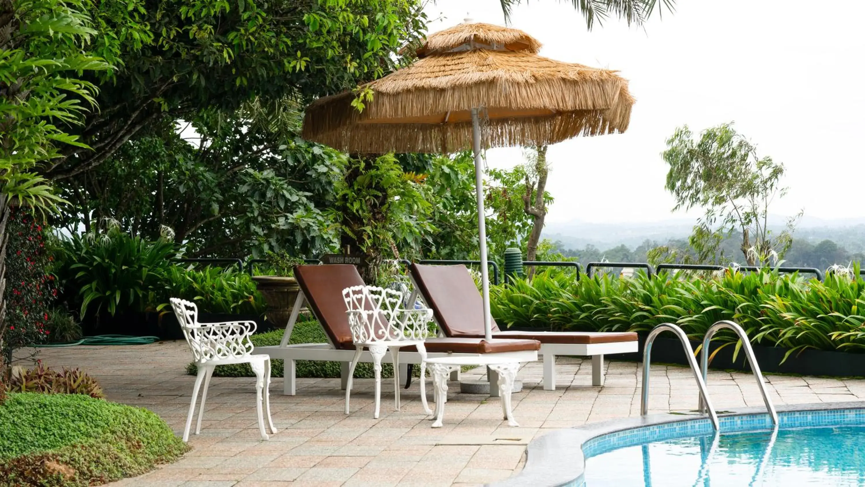 Swimming pool in Mount Xanadu Resorts Swimming pool in Mount Xanadu Resorts