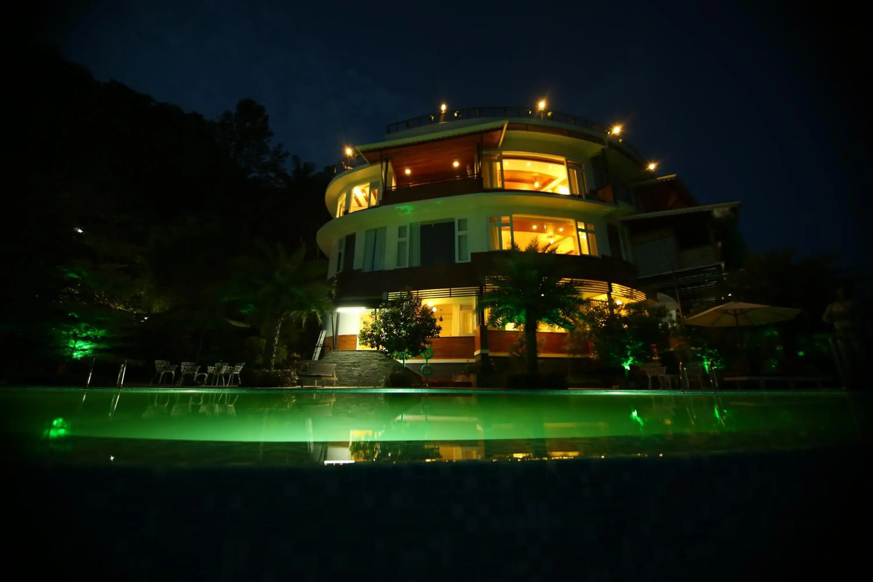 Property building in Mount Xanadu Resorts Property building in Mount Xanadu Resorts