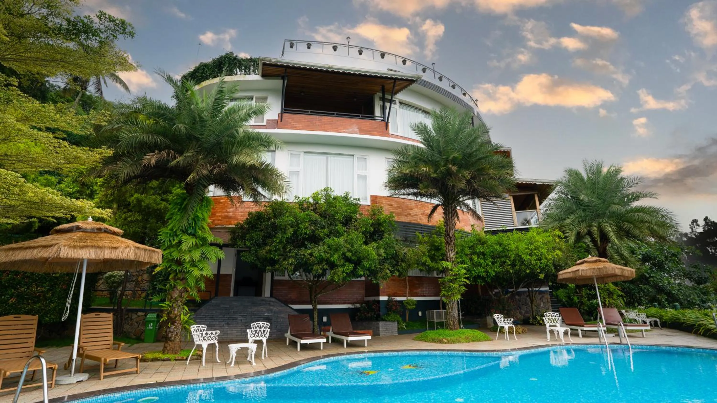 Property building in Mount Xanadu Resorts