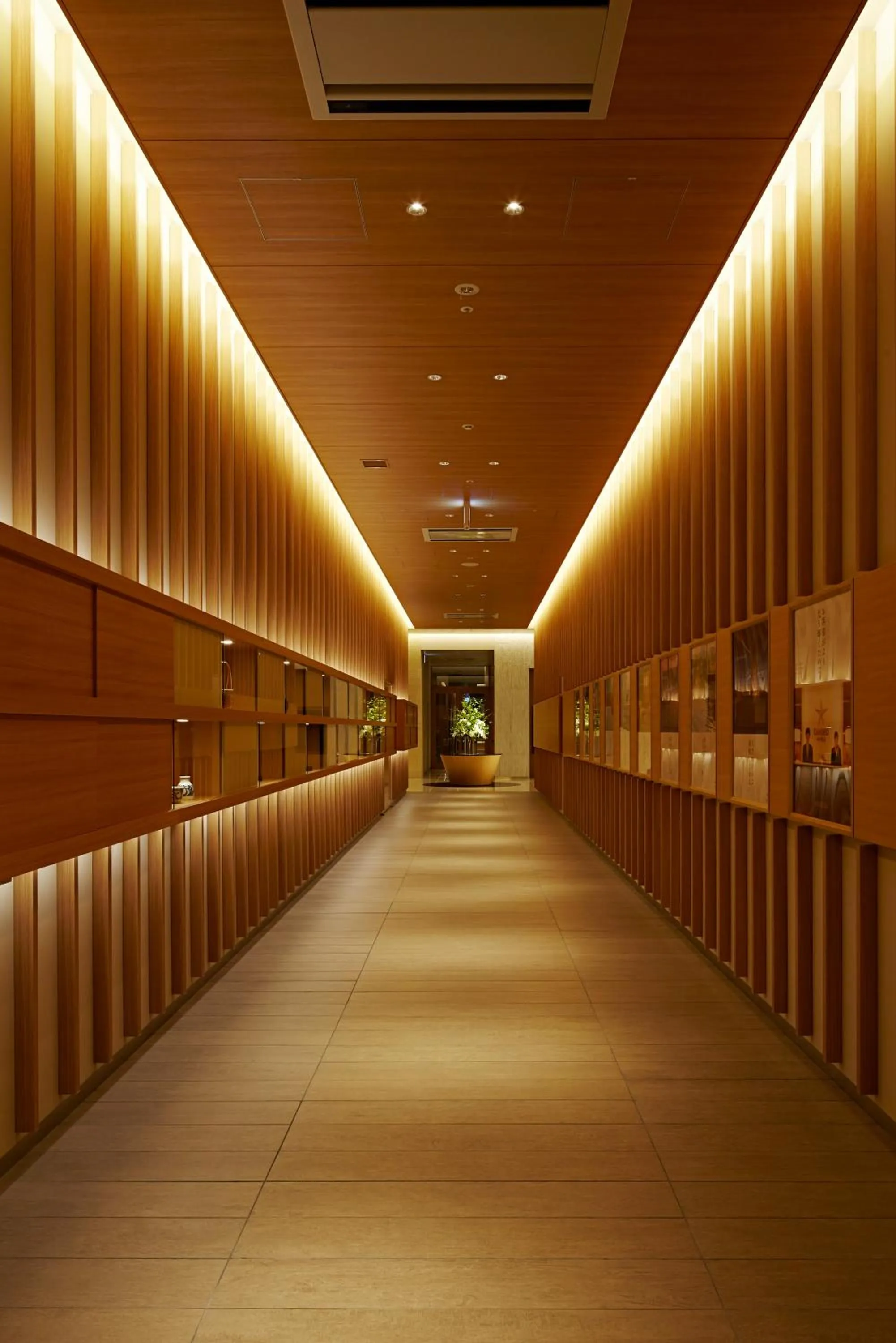 Area and facilities in Candeo Hotels Matsuyama Okaido