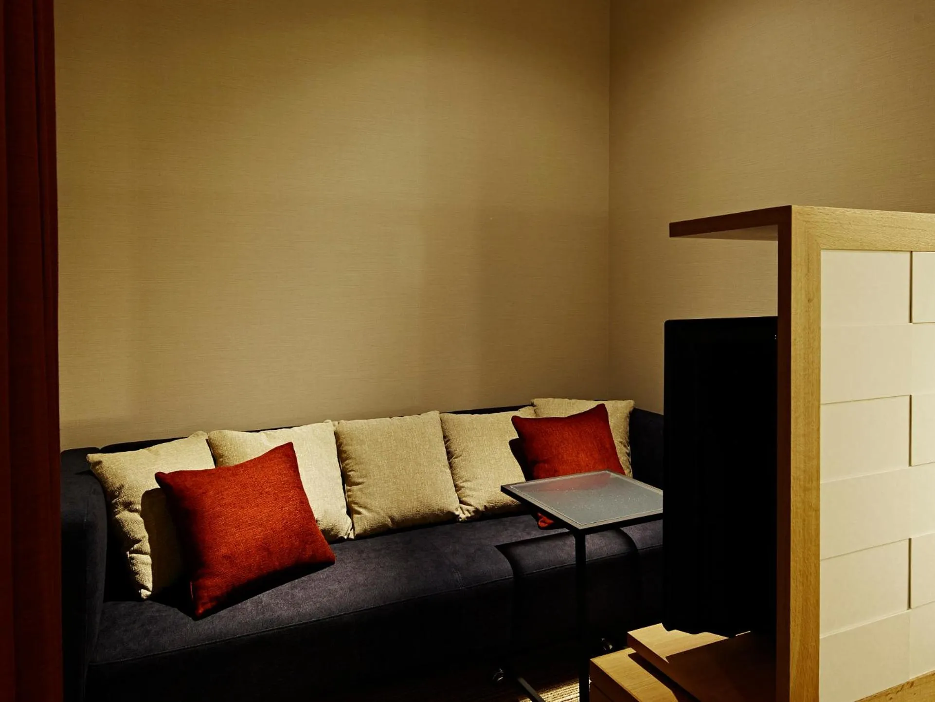 Candeo Hotels Matsuyama Okaido