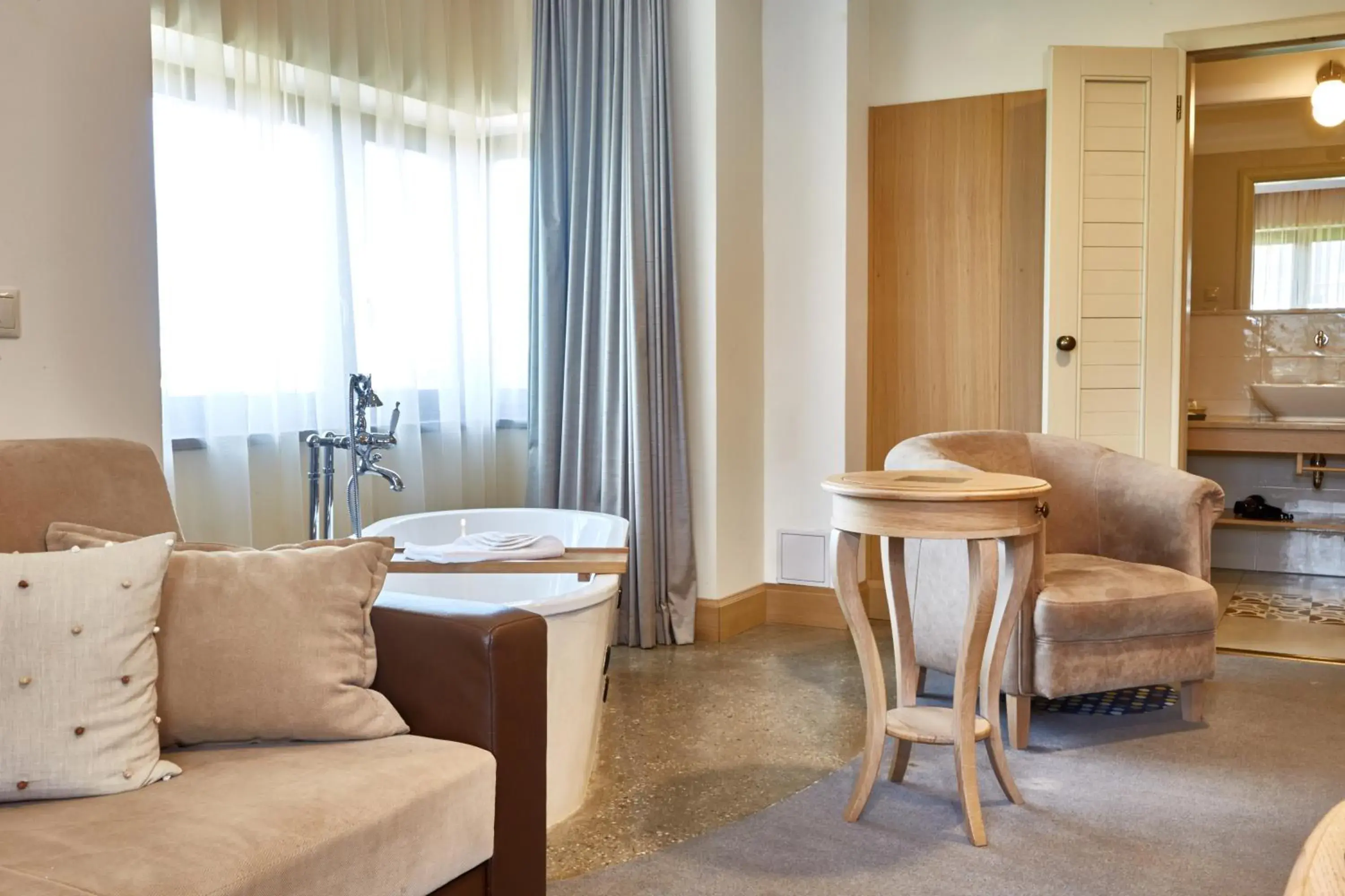Executive Suite - single occupancy in A Gere Hotel and Wine Spa Executive Suite - single occupancy in A Gere Hotel and Wine Spa