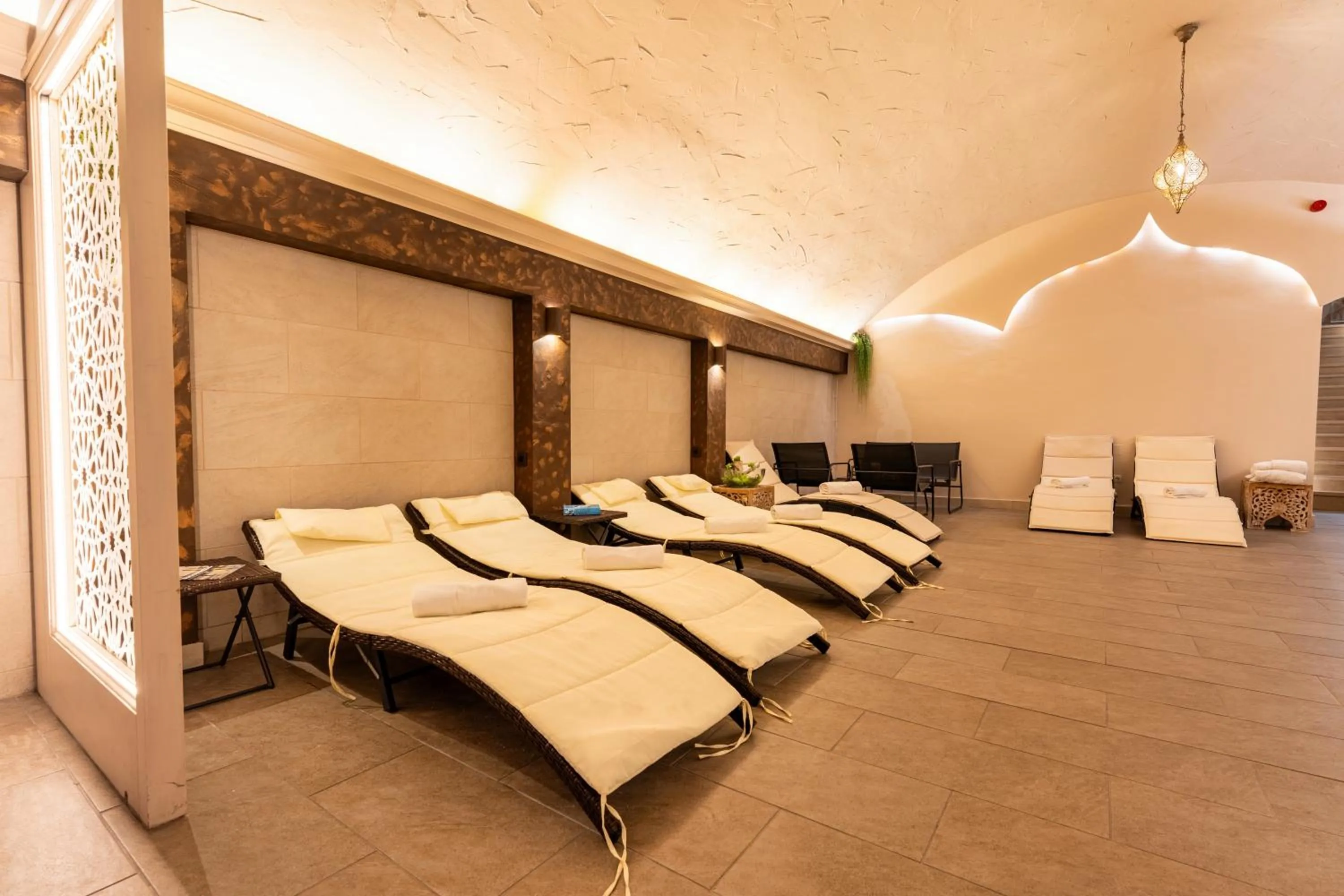 Spa and wellness centre/facilities in OÁZIS Hotel***