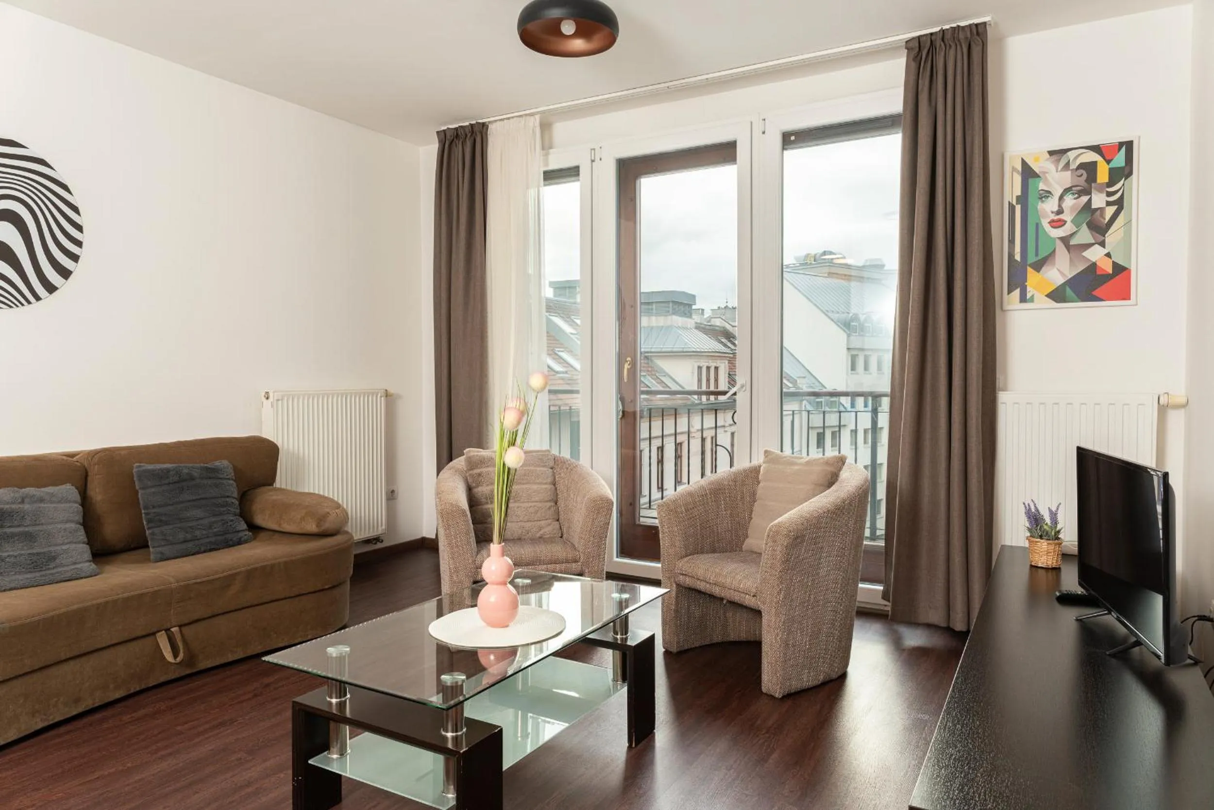 TV and multimedia in Gozsdu Court Budapest