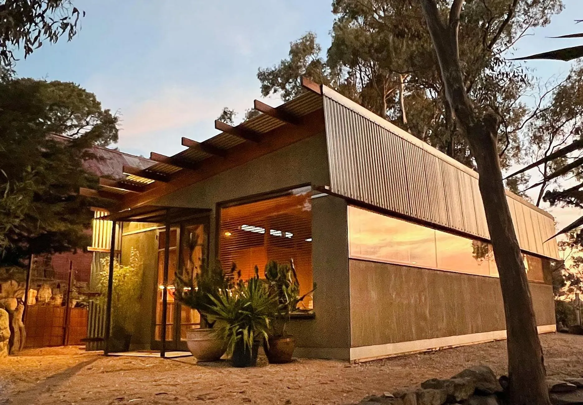 Property building in be&be castlemaine