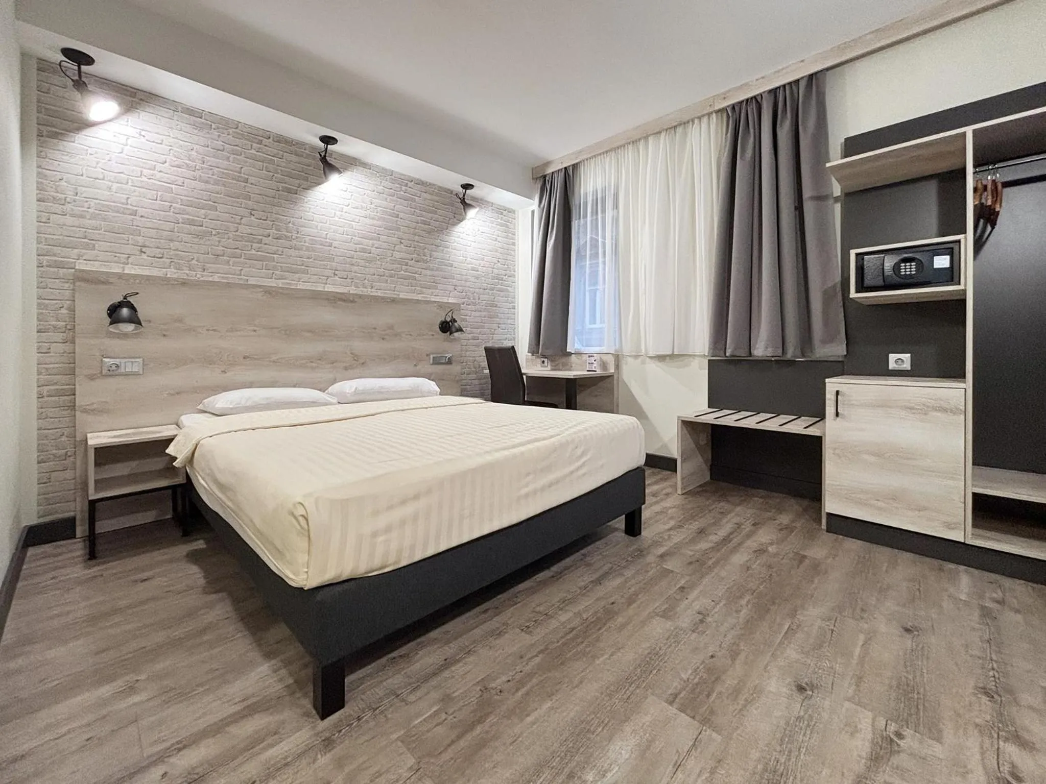 Photo of the whole room, Bed in NEXTO DORMERO Hotel Budapest