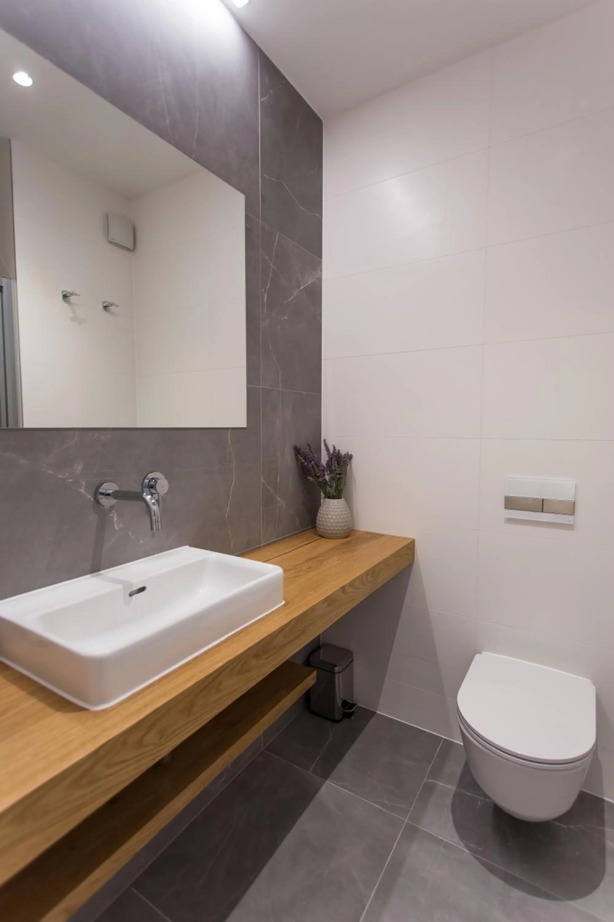 Toilet in Bifora Heritage Hotel