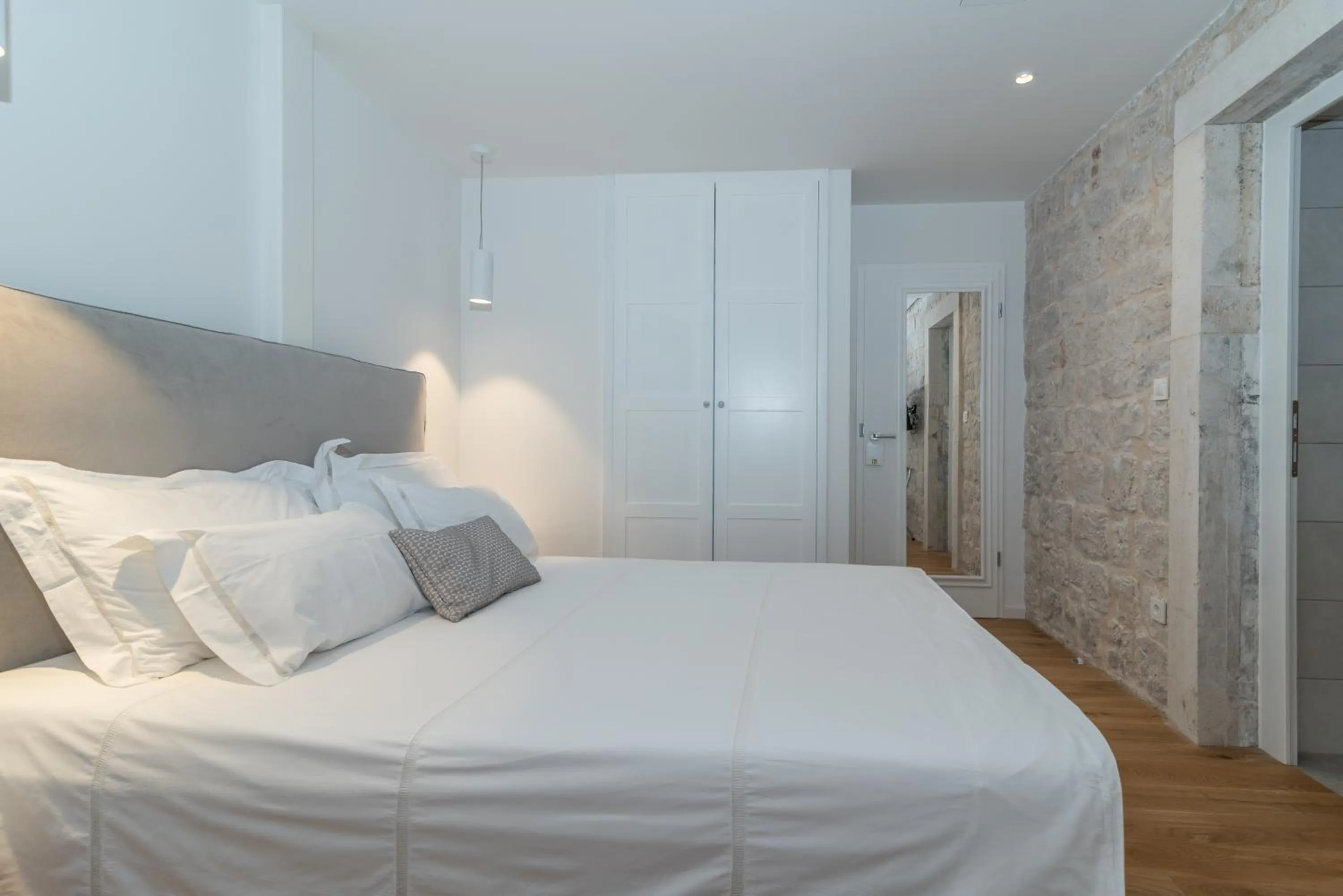 Bed in Bifora Heritage Hotel