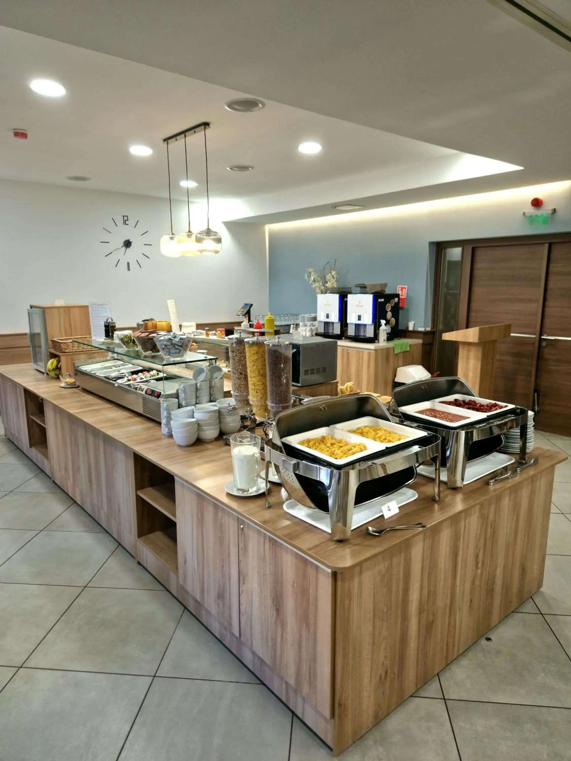 Restaurant/places to eat in Medos Hotel Restaurant/places to eat in Medos Hotel