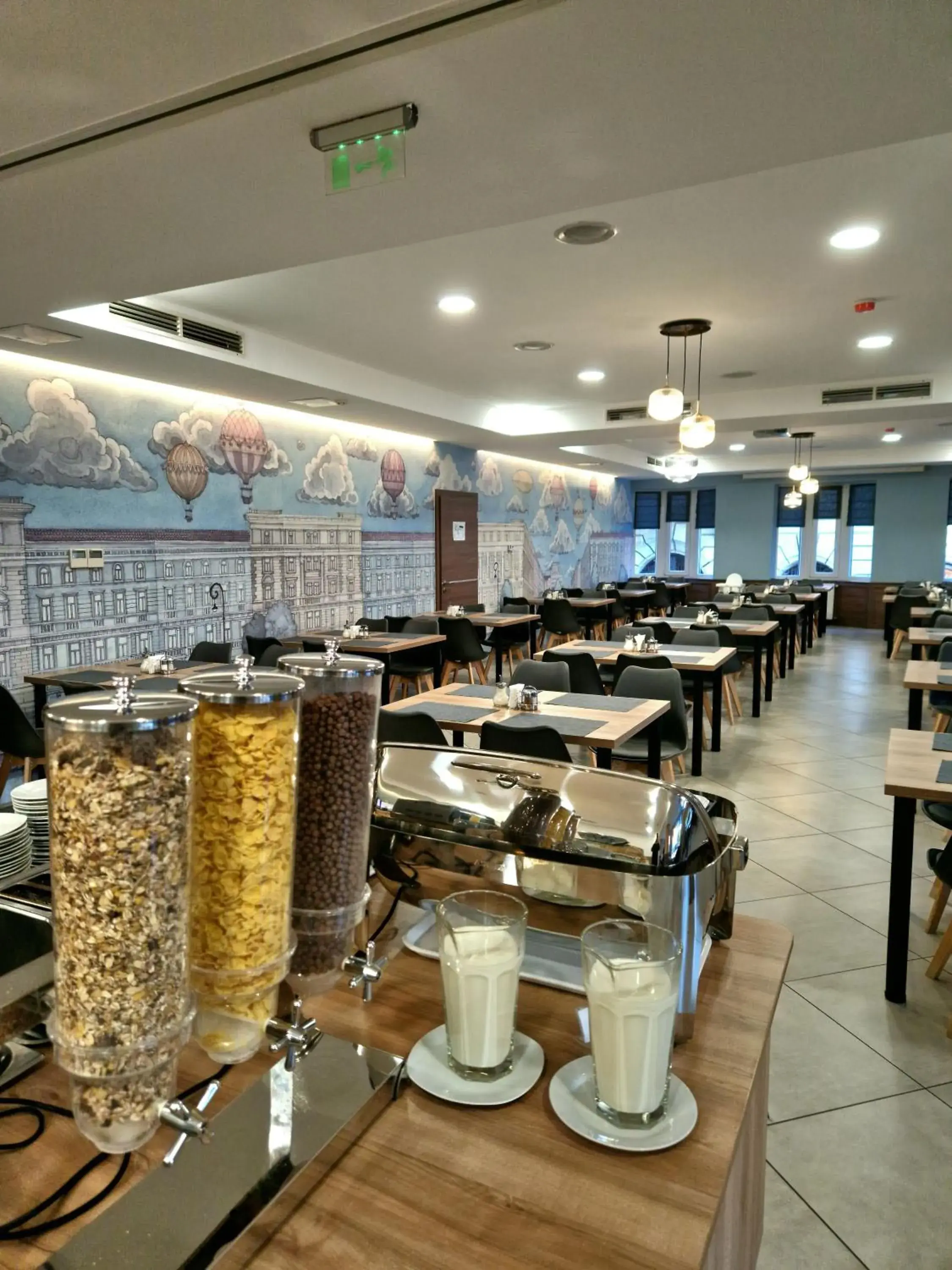 Restaurant/places to eat in Medos Hotel Restaurant/places to eat in Medos Hotel