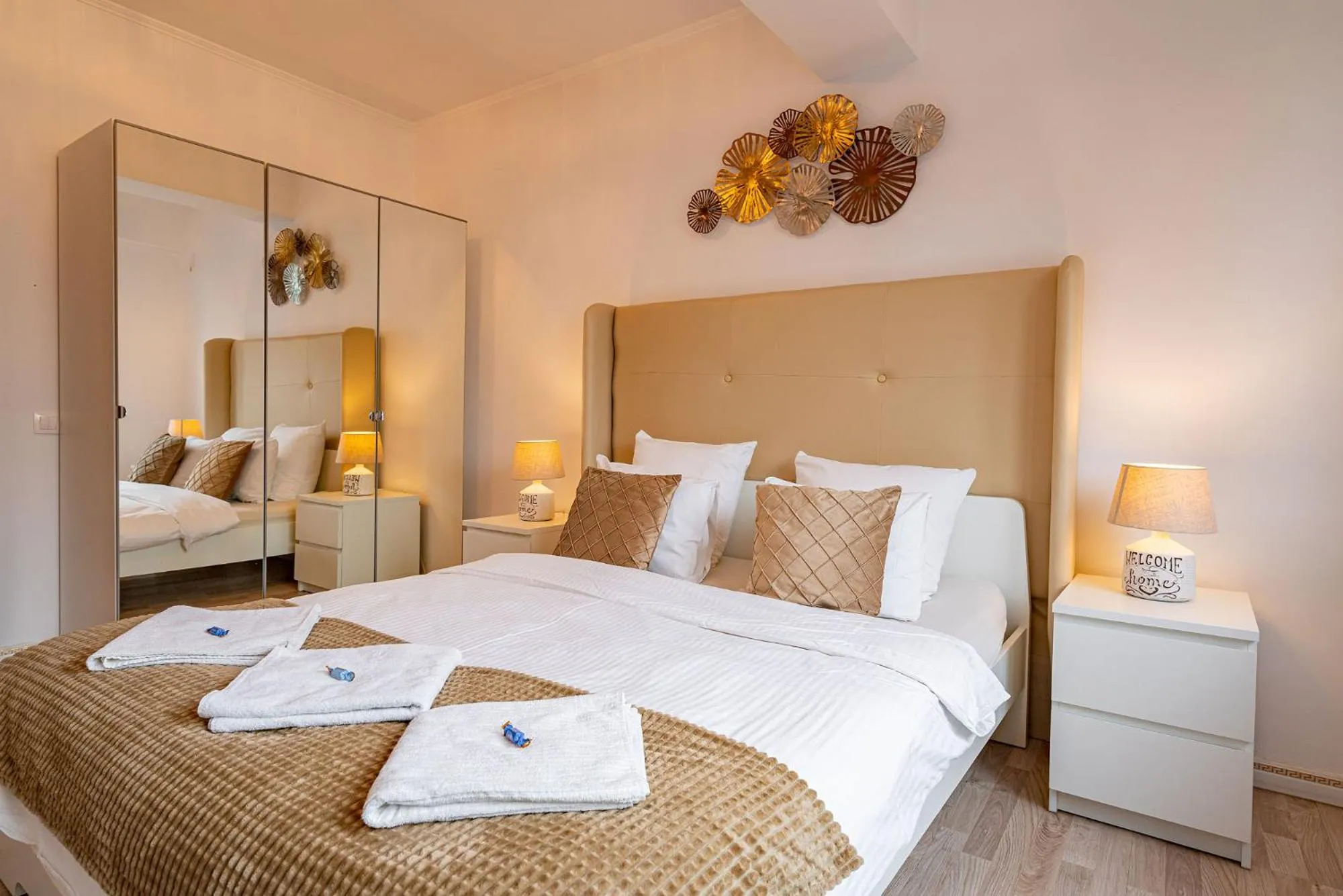 Photo of the whole room, Bed in Lujerului Studio