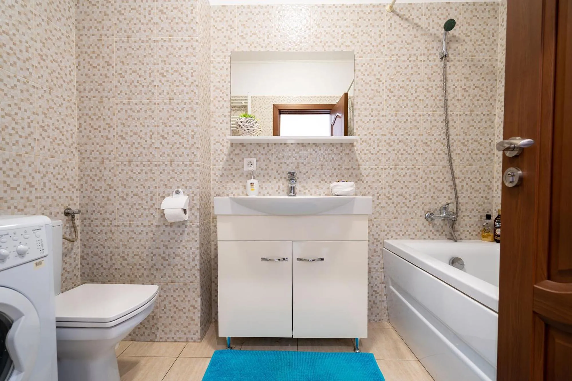 Bathroom in Lujerului Studio