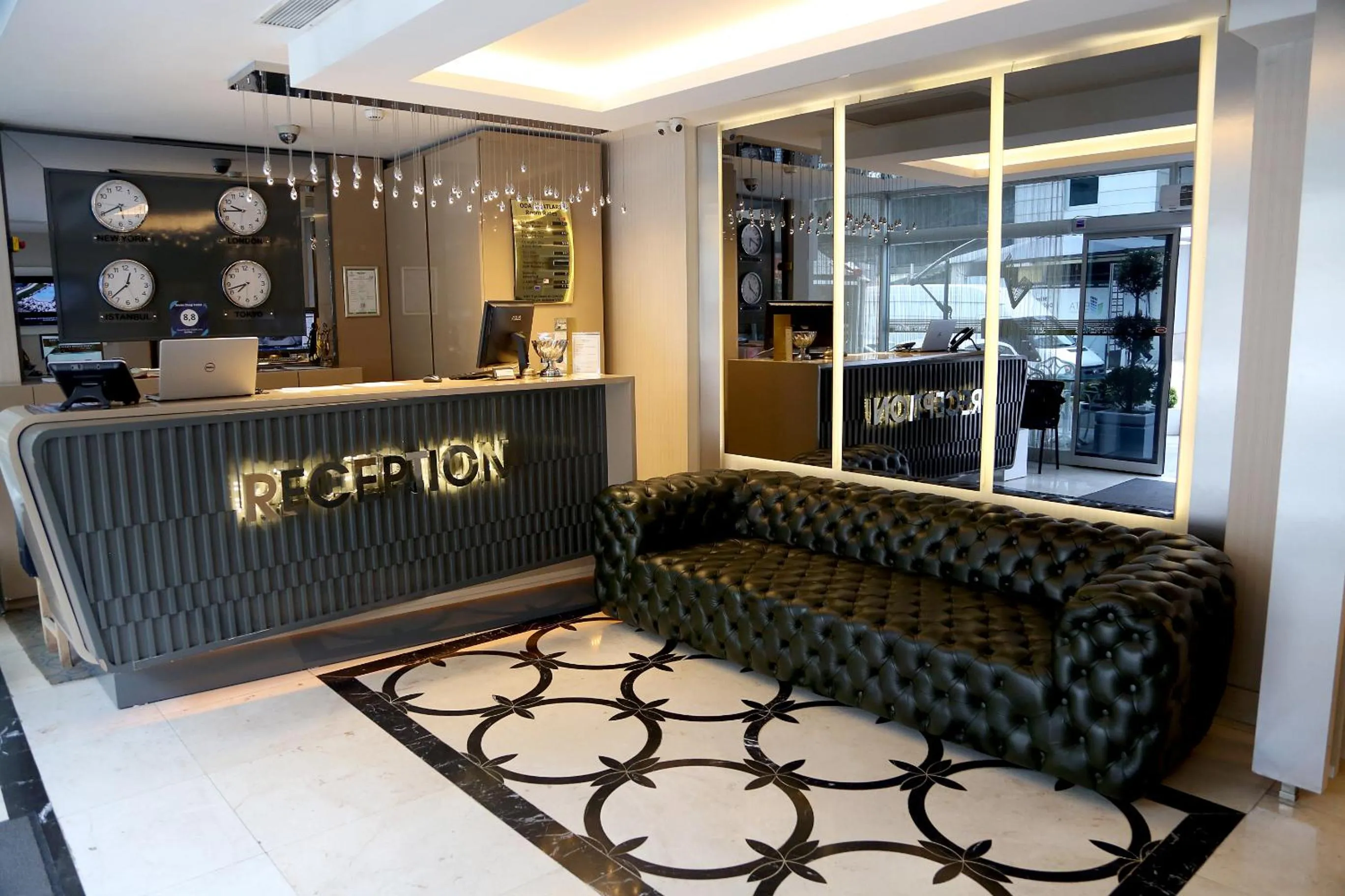 Lobby or reception in Seven Deep Hotel