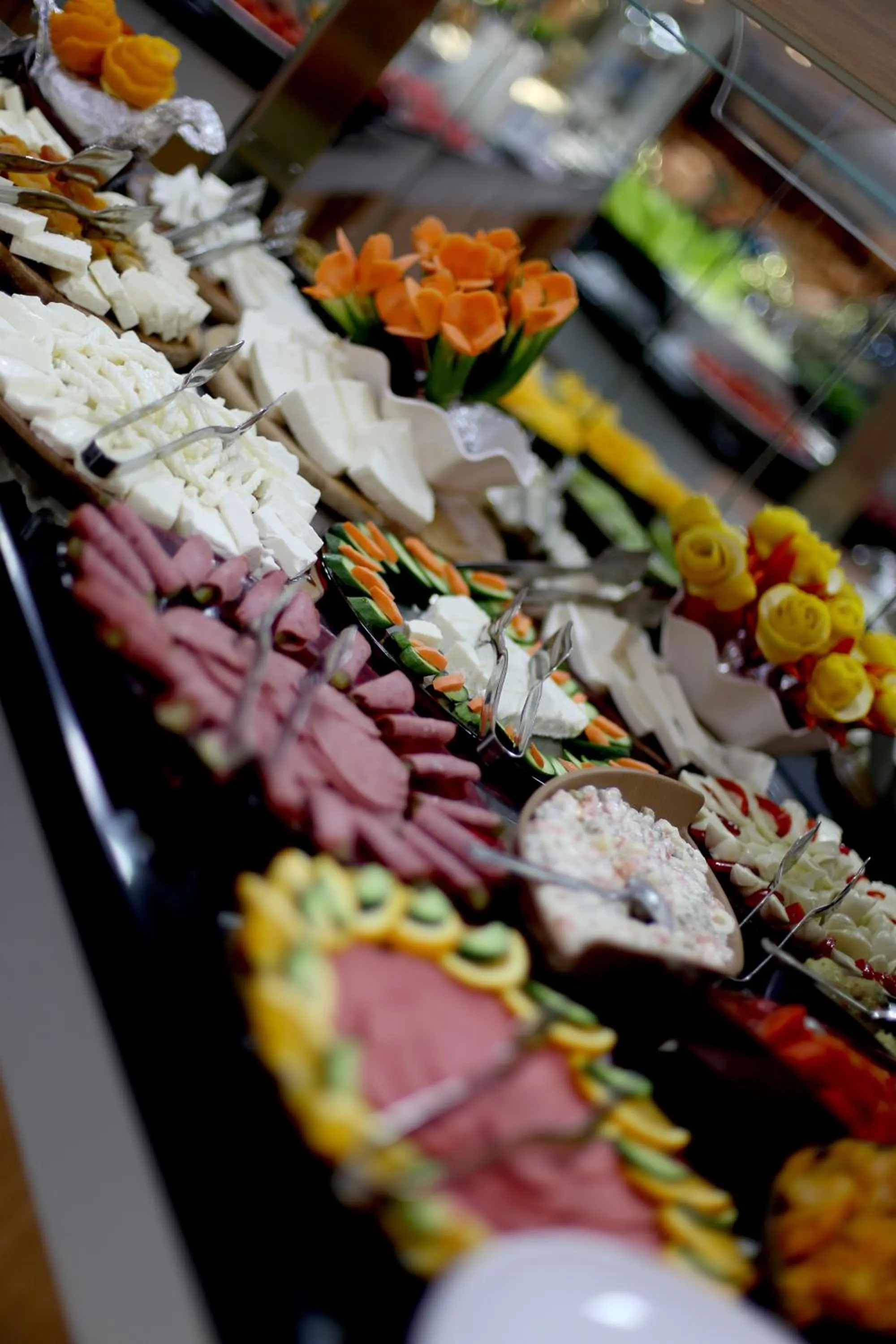 Restaurant/places to eat in Seven Deep Hotel