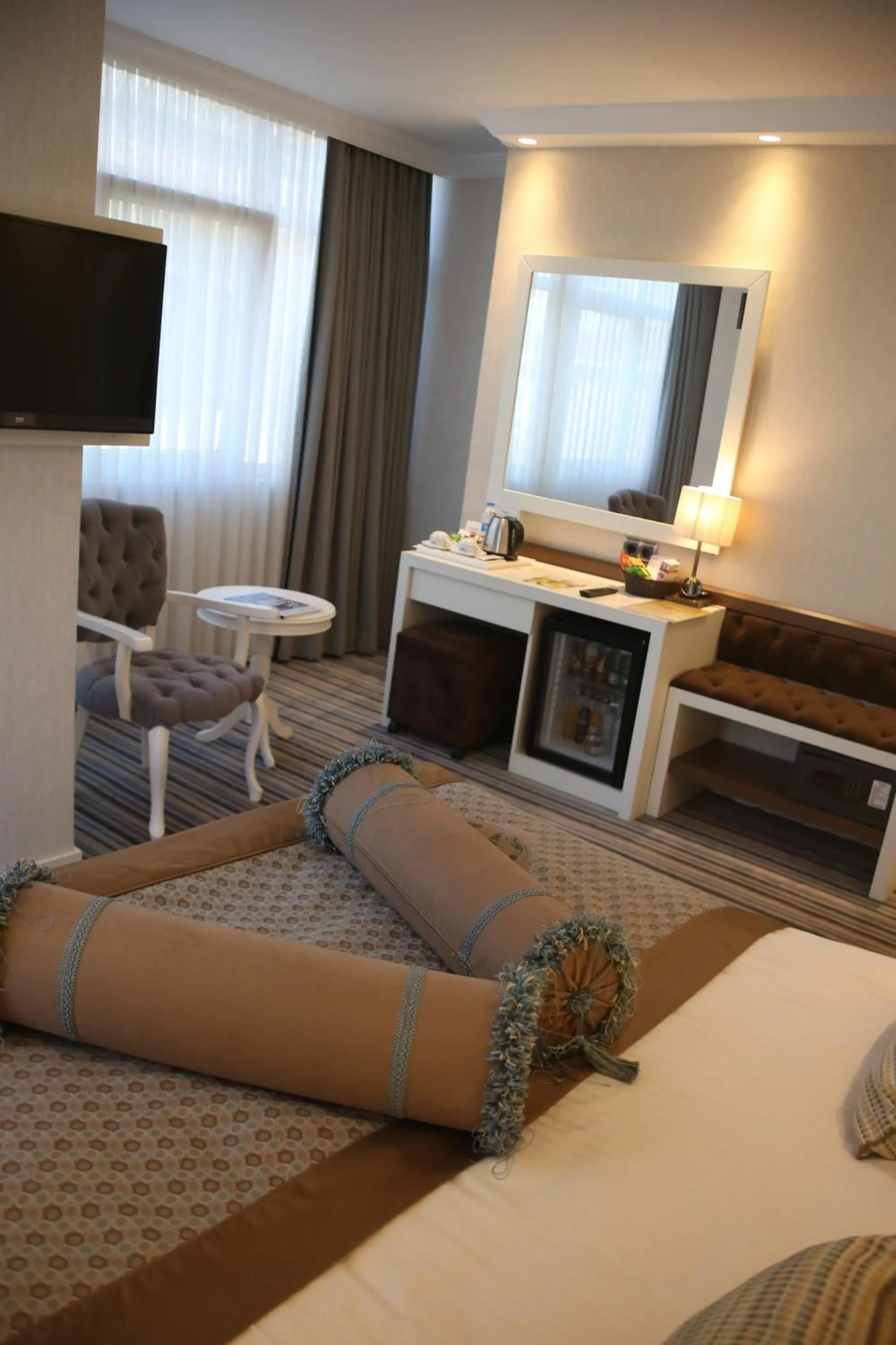 Decorative detail, Bed in Seven Deep Hotel