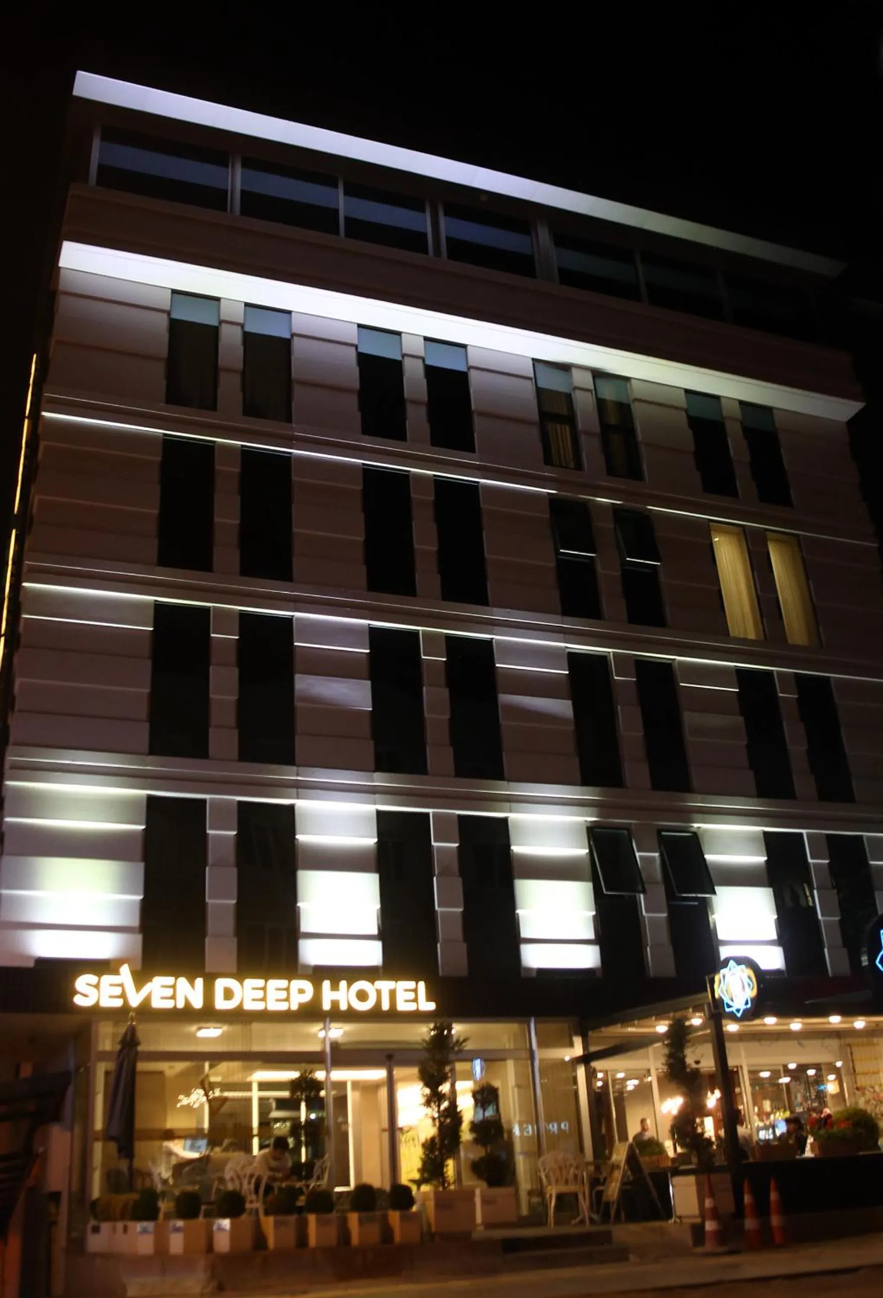 Property building in Seven Deep Hotel