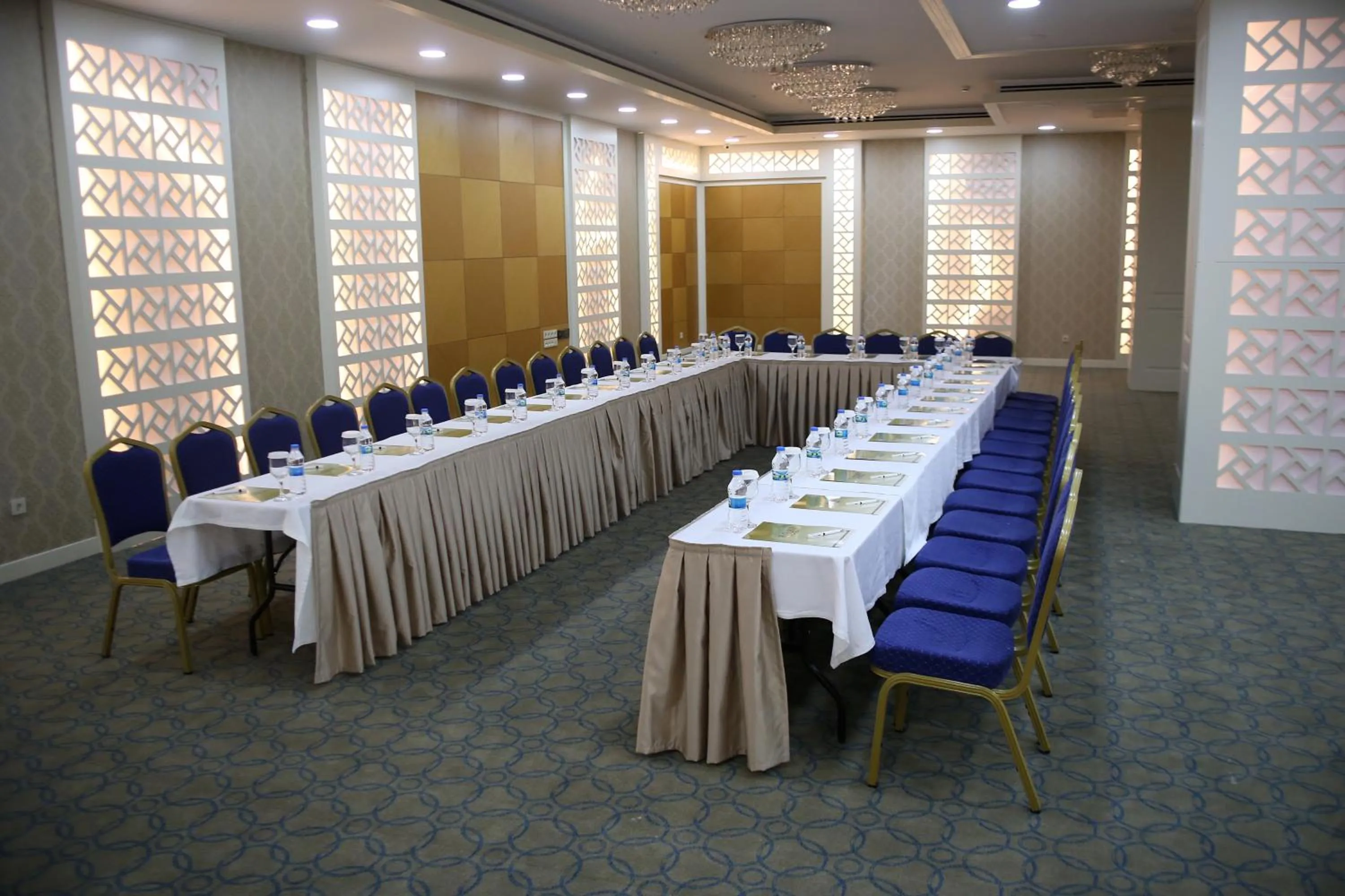 Meeting/conference room in Seven Deep Hotel