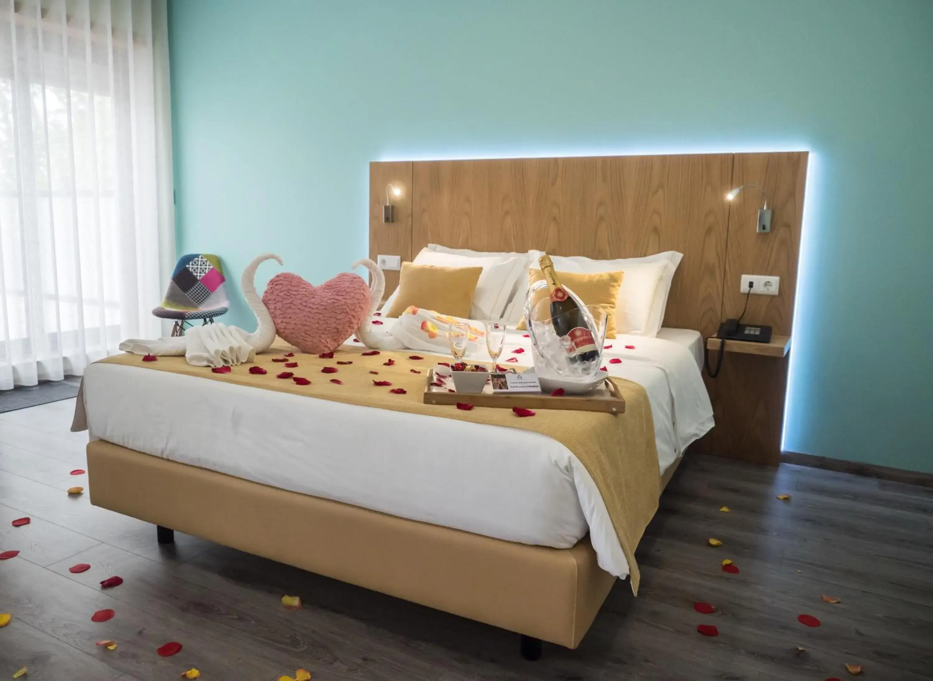 Romantic Package - Double Room with River View in Hotel Império do Norte Romantic Package - Double Room with River View in Hotel Império do Norte