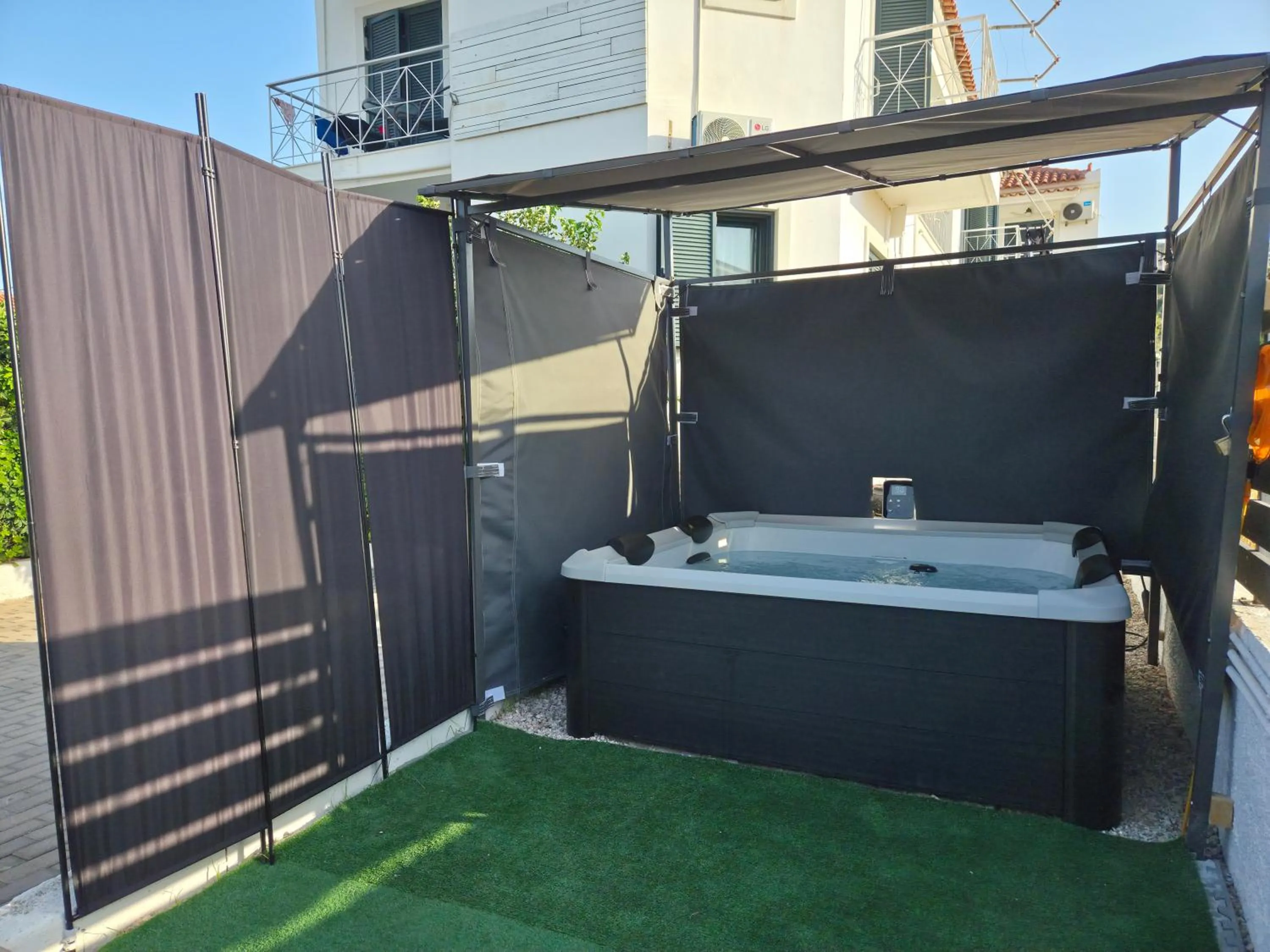 Koukounari Apartments