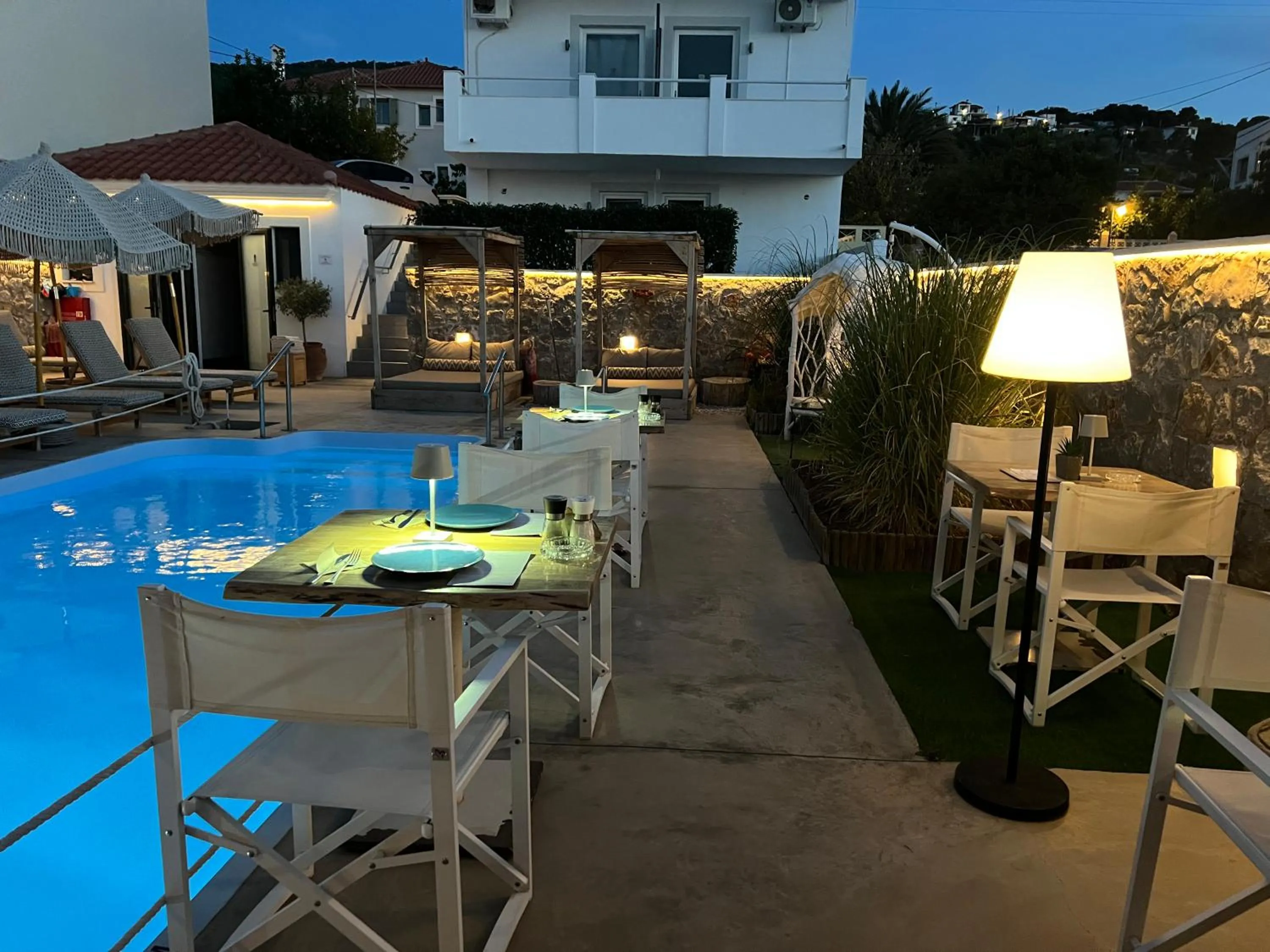 Koukounari Apartments