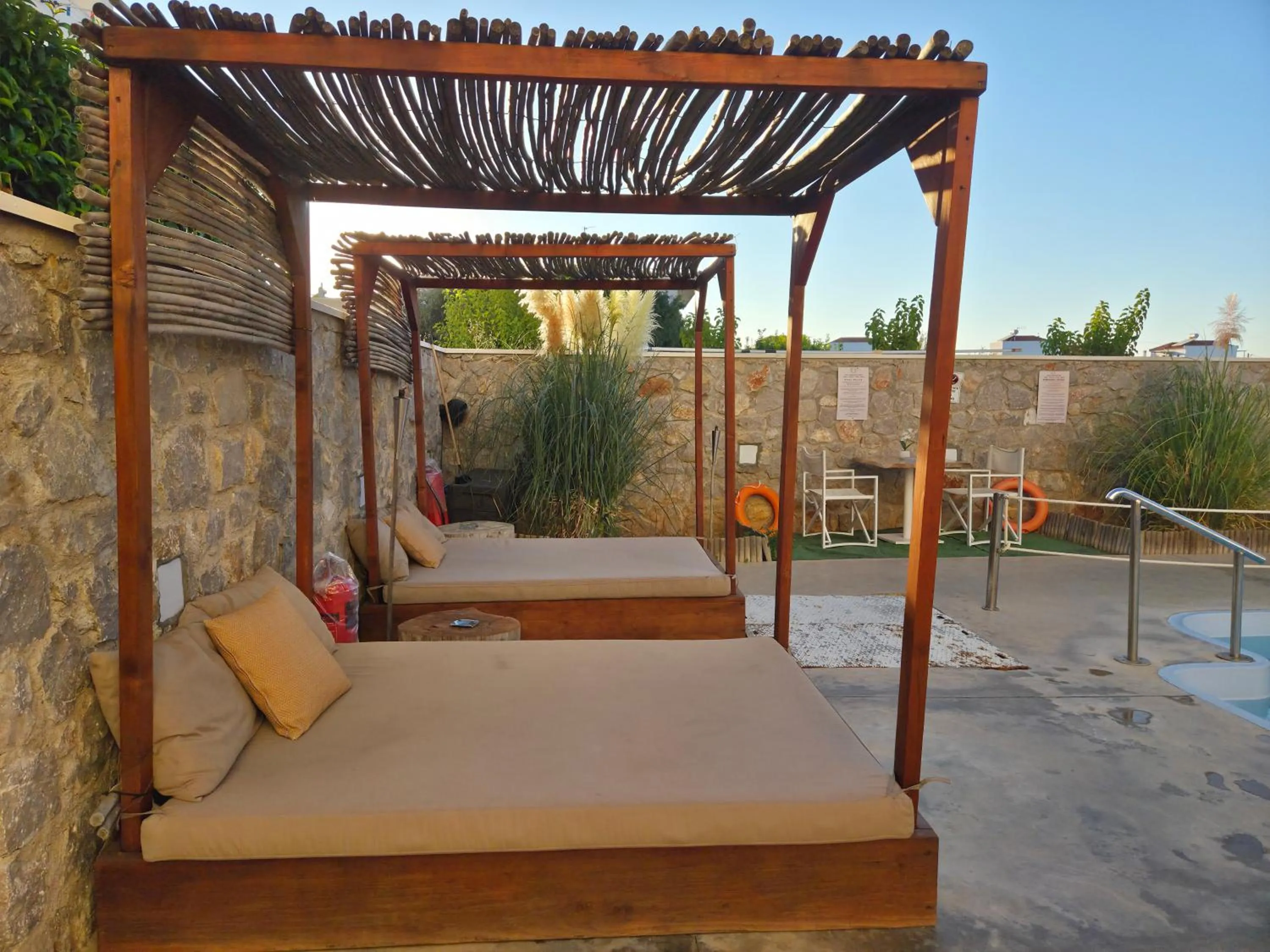 Koukounari Apartments