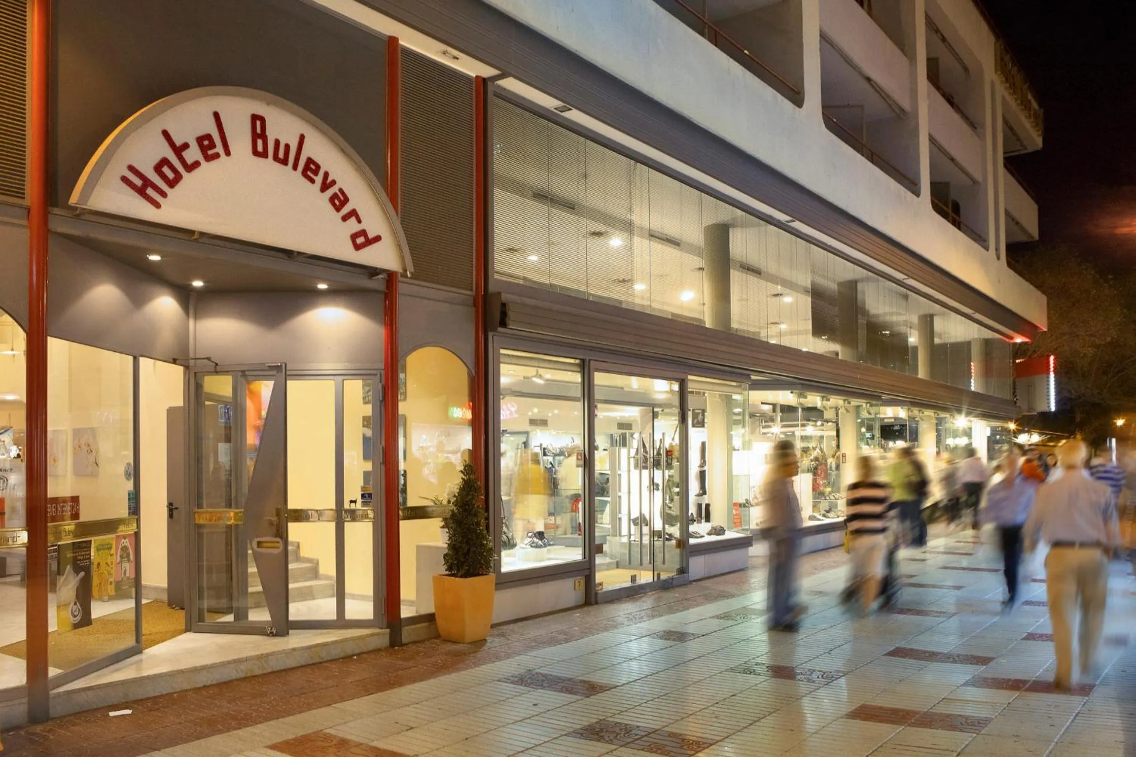 Facade/entrance in Hotel Bulevard
