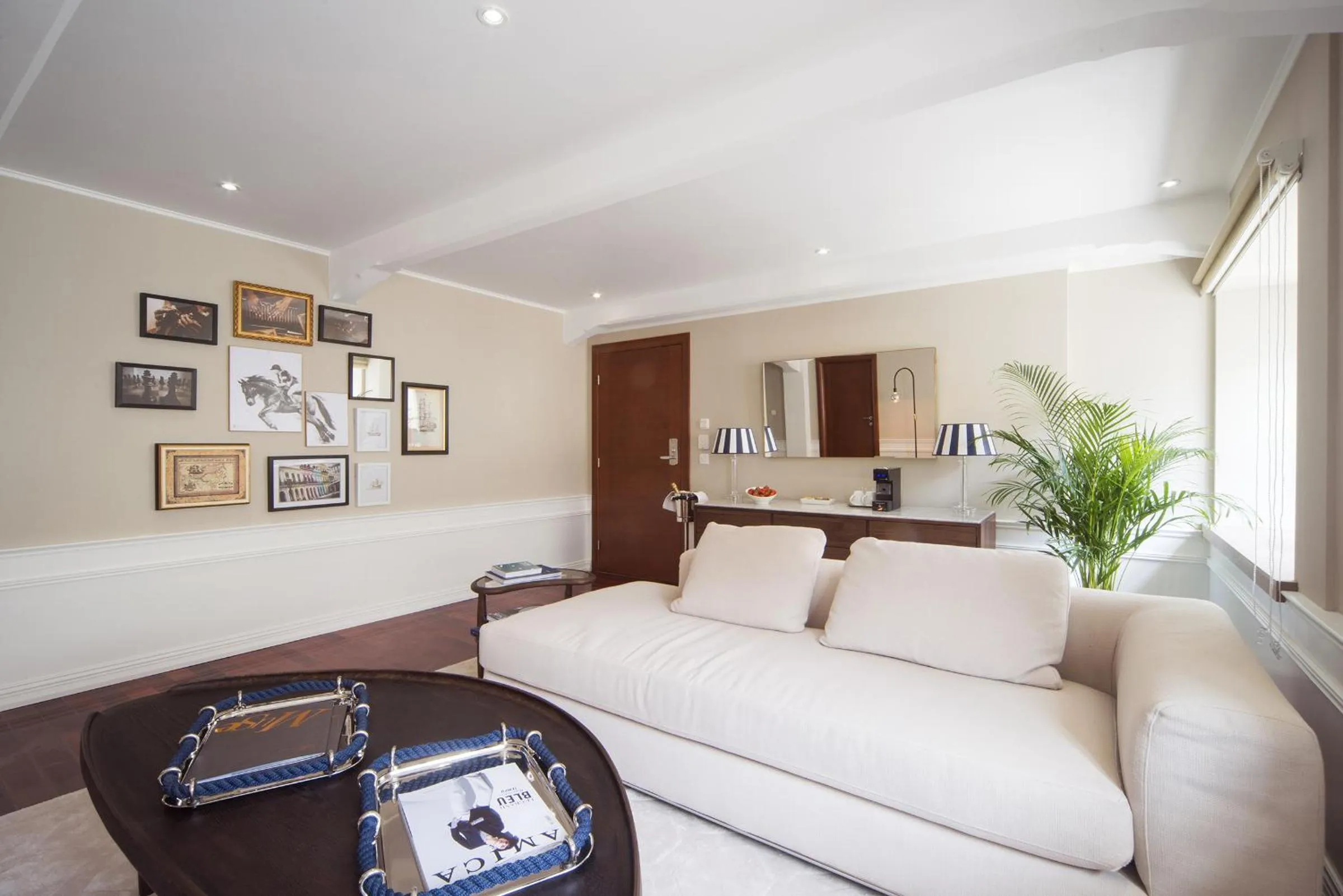 Living room in Hotel Brown Beach House & Spa