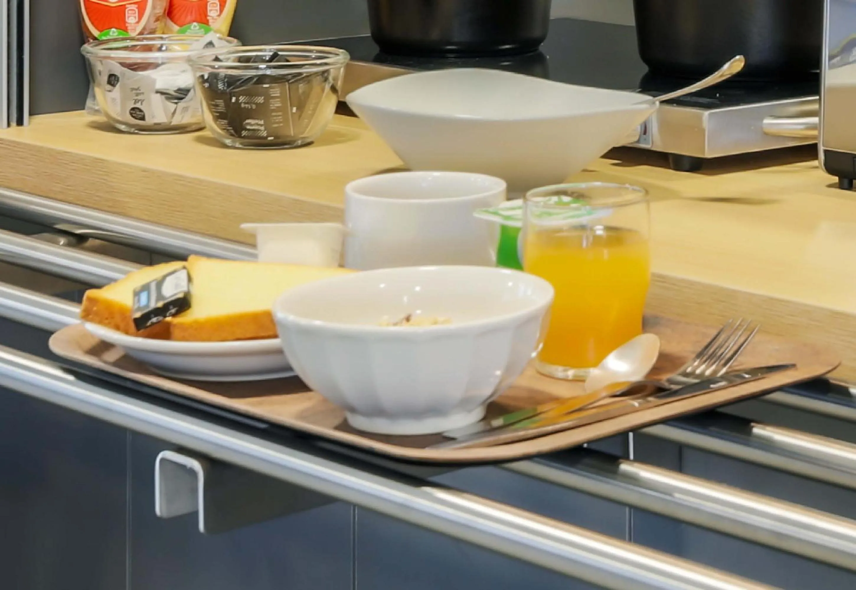 Breakfast in B&B HOTEL Metz Augny