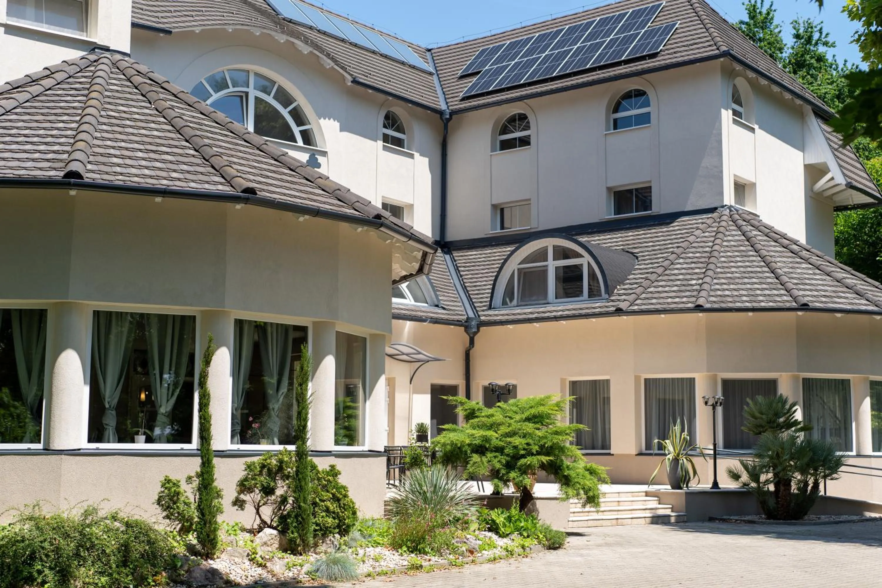 Property building in Hotel Arborétum