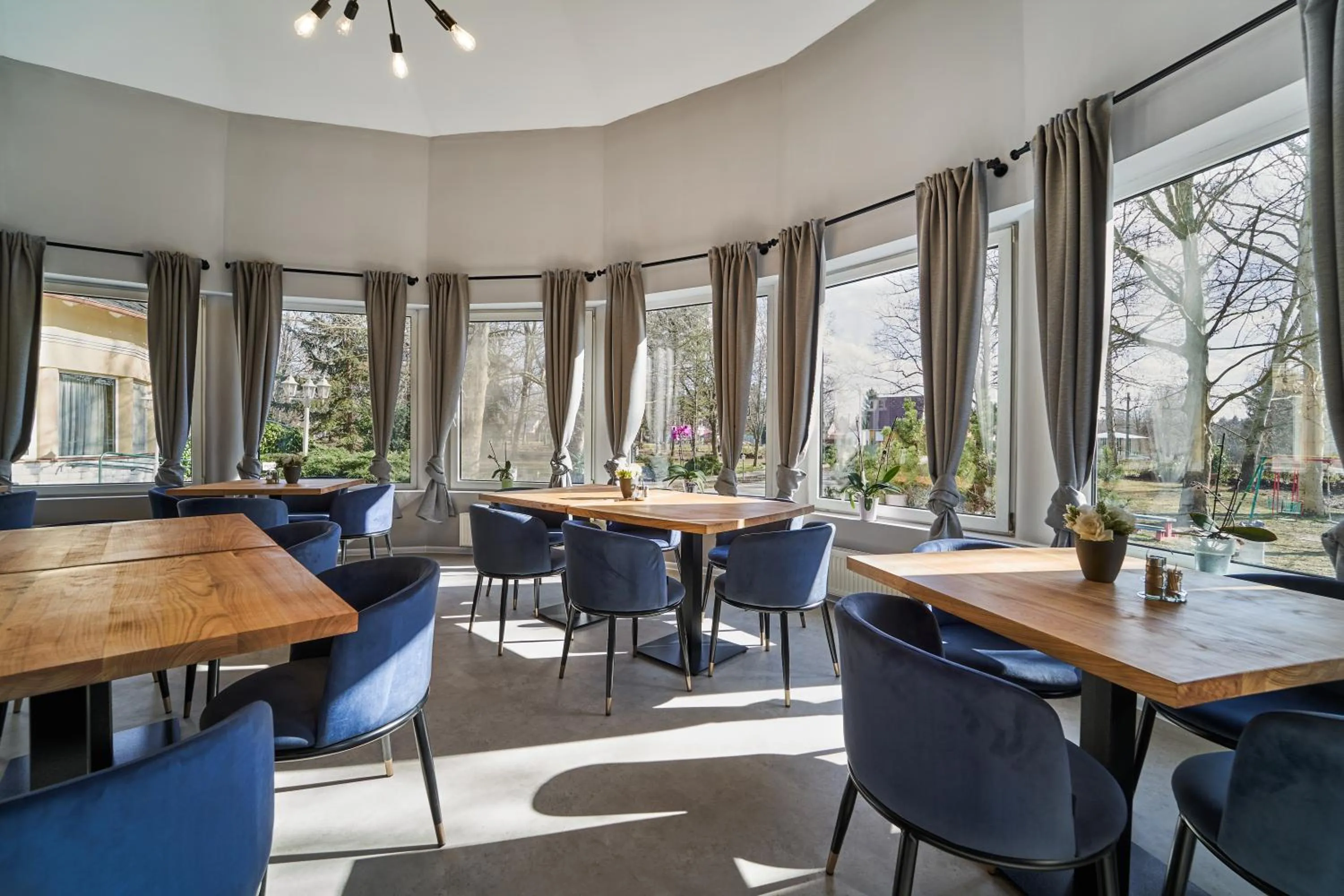 Restaurant/places to eat in Hotel Arborétum