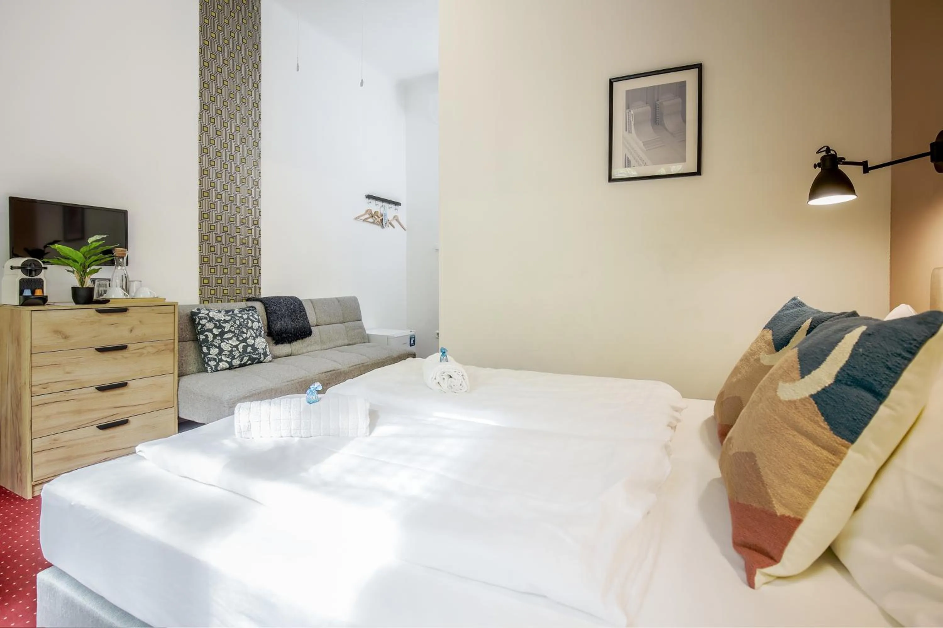 Bed in Maverick Downtown