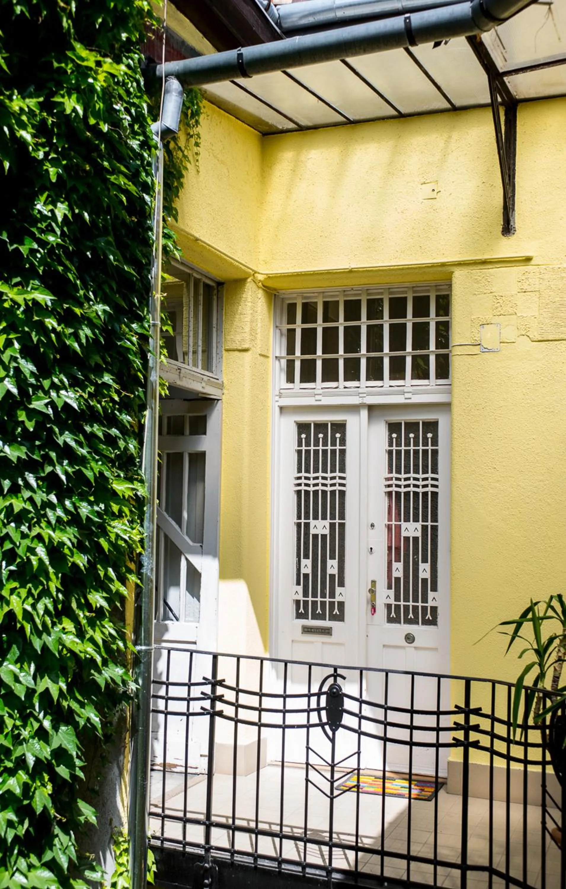 Facade/entrance in Karma Boutique Apartments