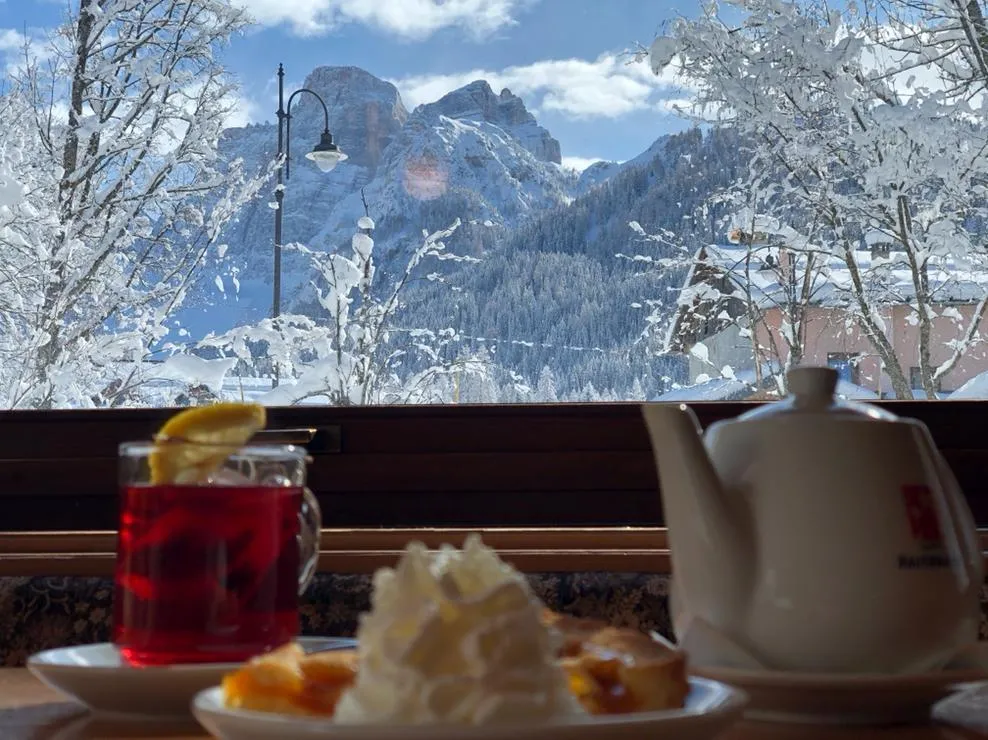 Bird's eye view in Hotel B&B Lorenzini Ski