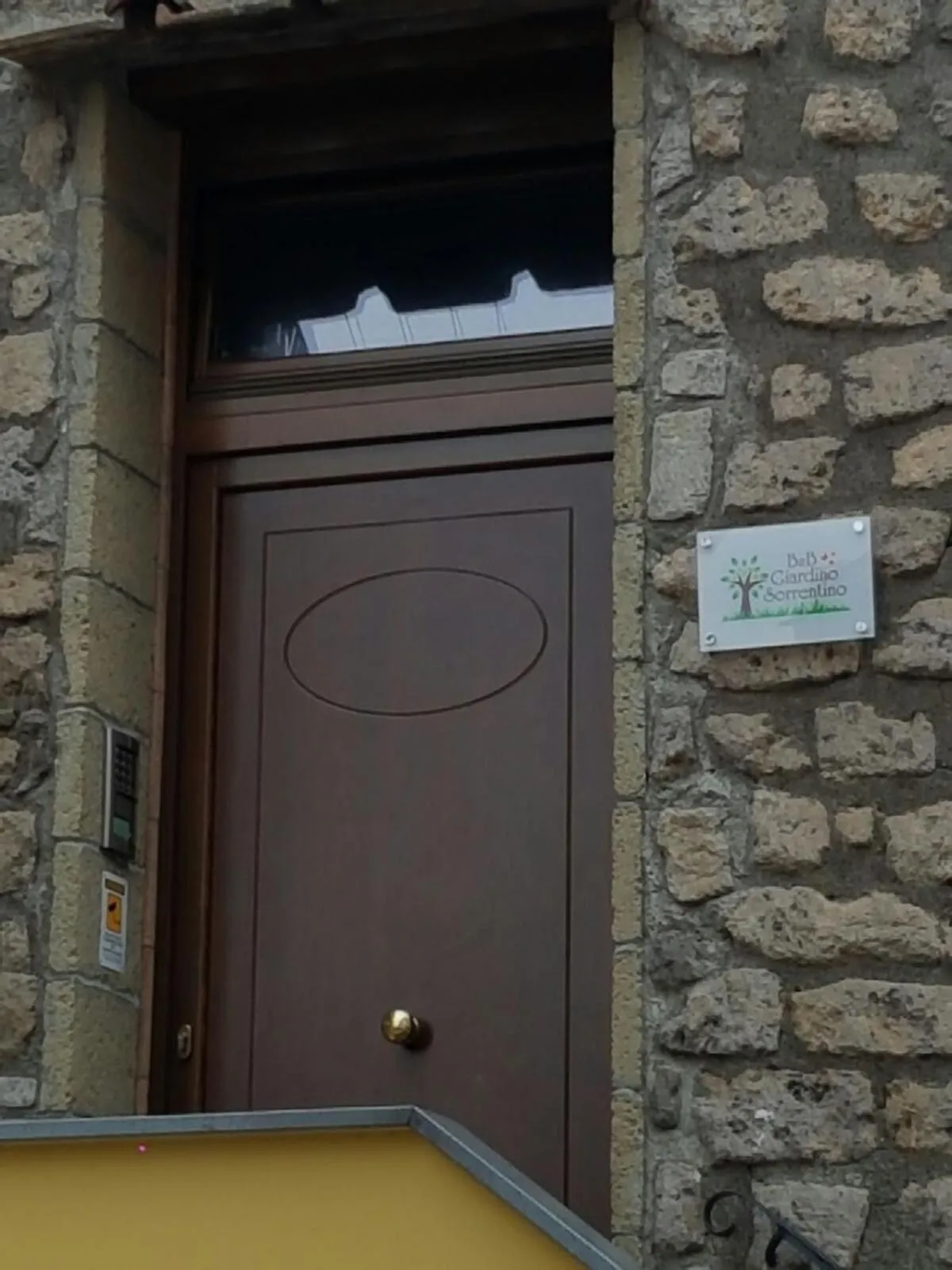 Facade/entrance in Giardino Sorrentino