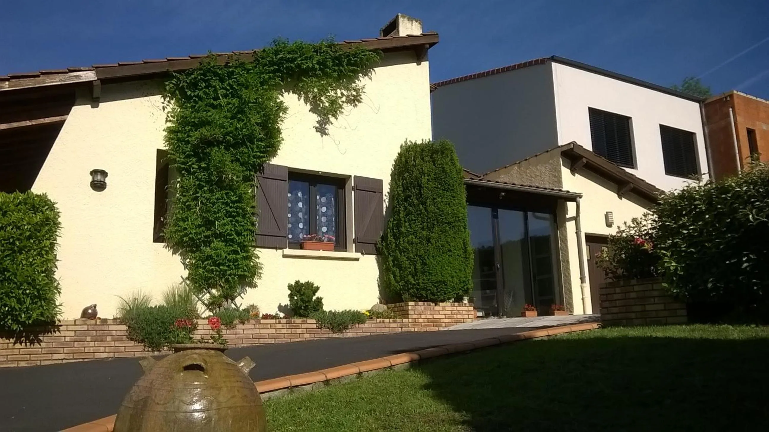 Property building in chambre chez mamie do