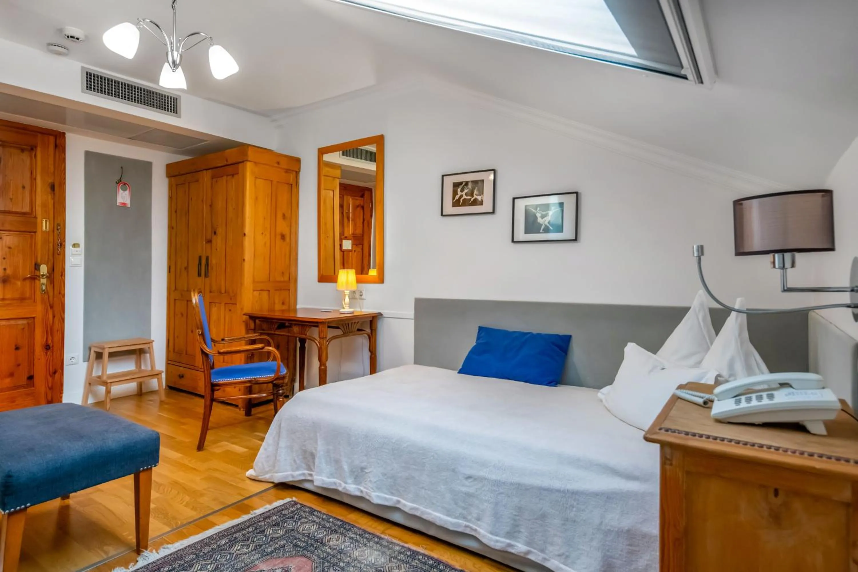 Classic Twin Room - single occupancy in Boutique Hotel Szárcsa