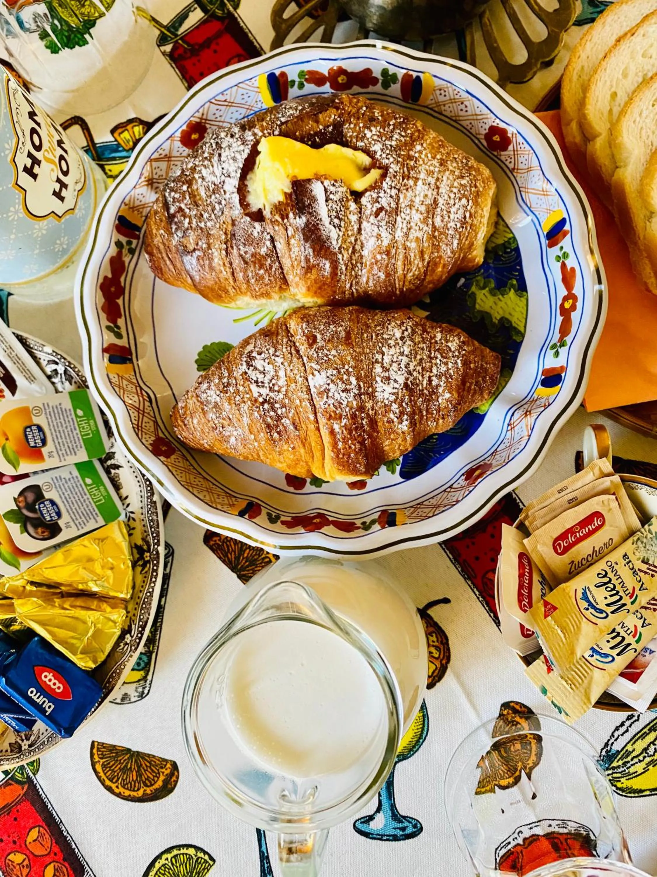 Food and drinks in B&B Anastagi