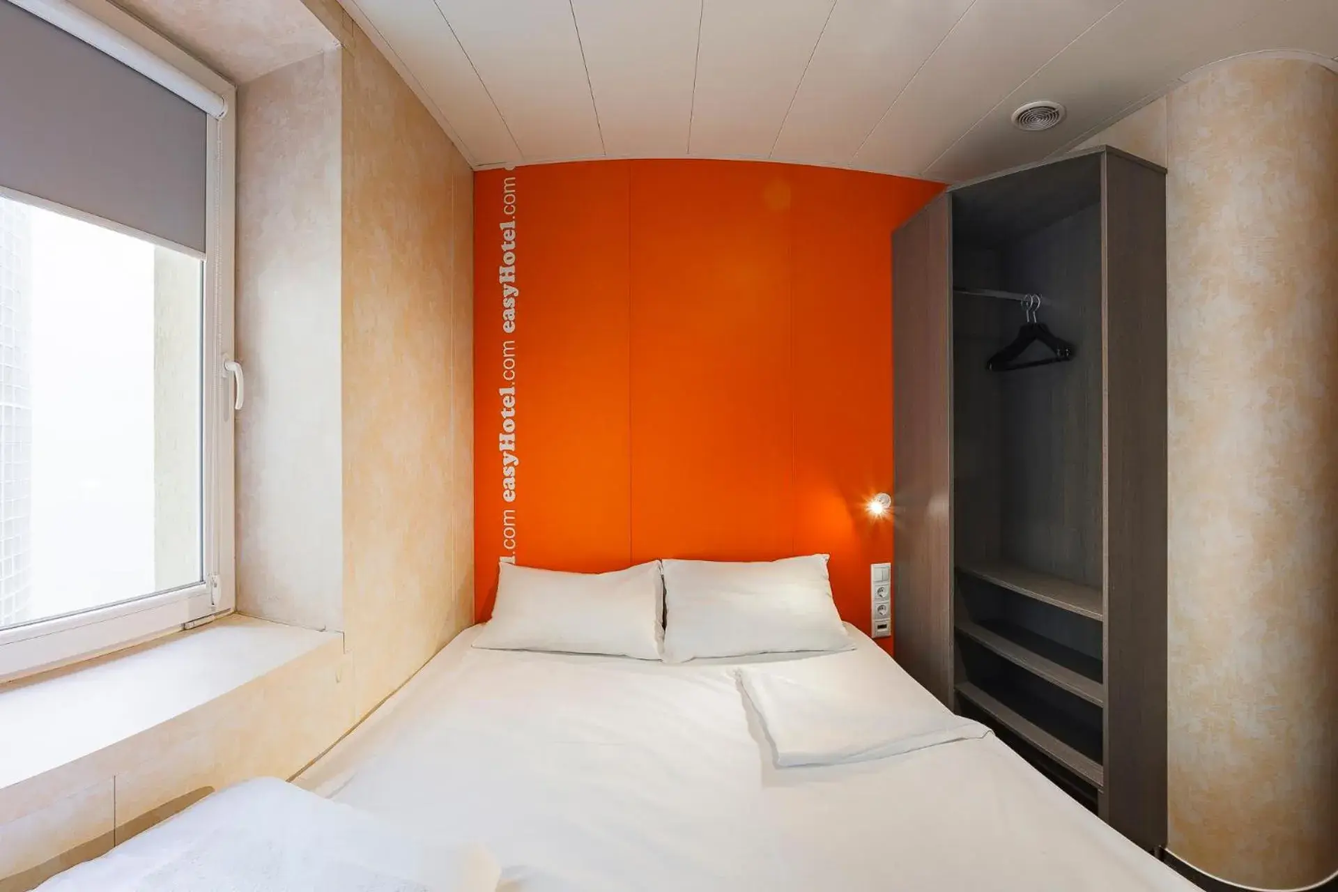 Bed in easyHotel Budapest Oktogon Bed in easyHotel Budapest Oktogon