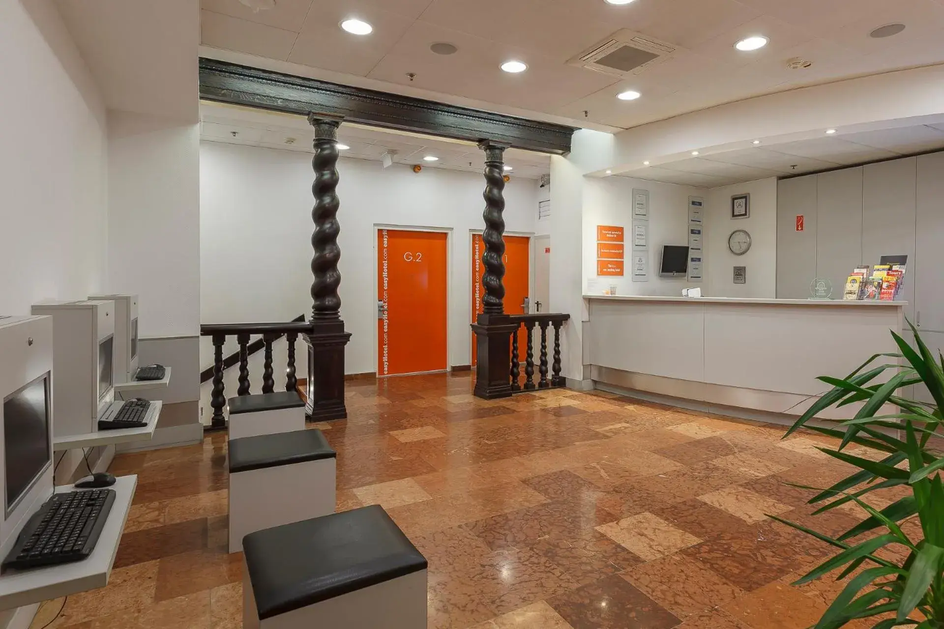 Property building in easyHotel Budapest Oktogon Property building in easyHotel Budapest Oktogon