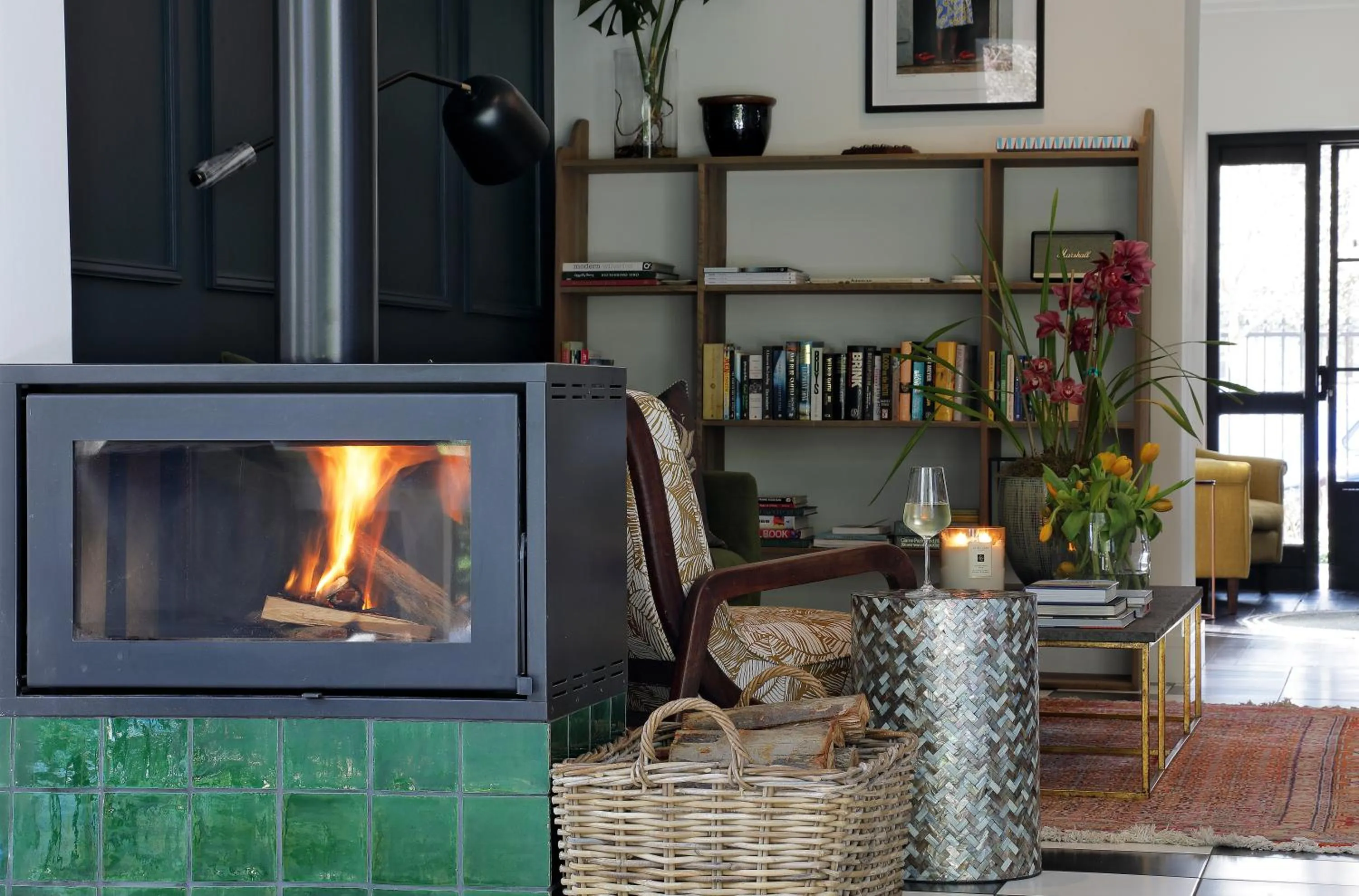 flat iron in Twice Central Guest House