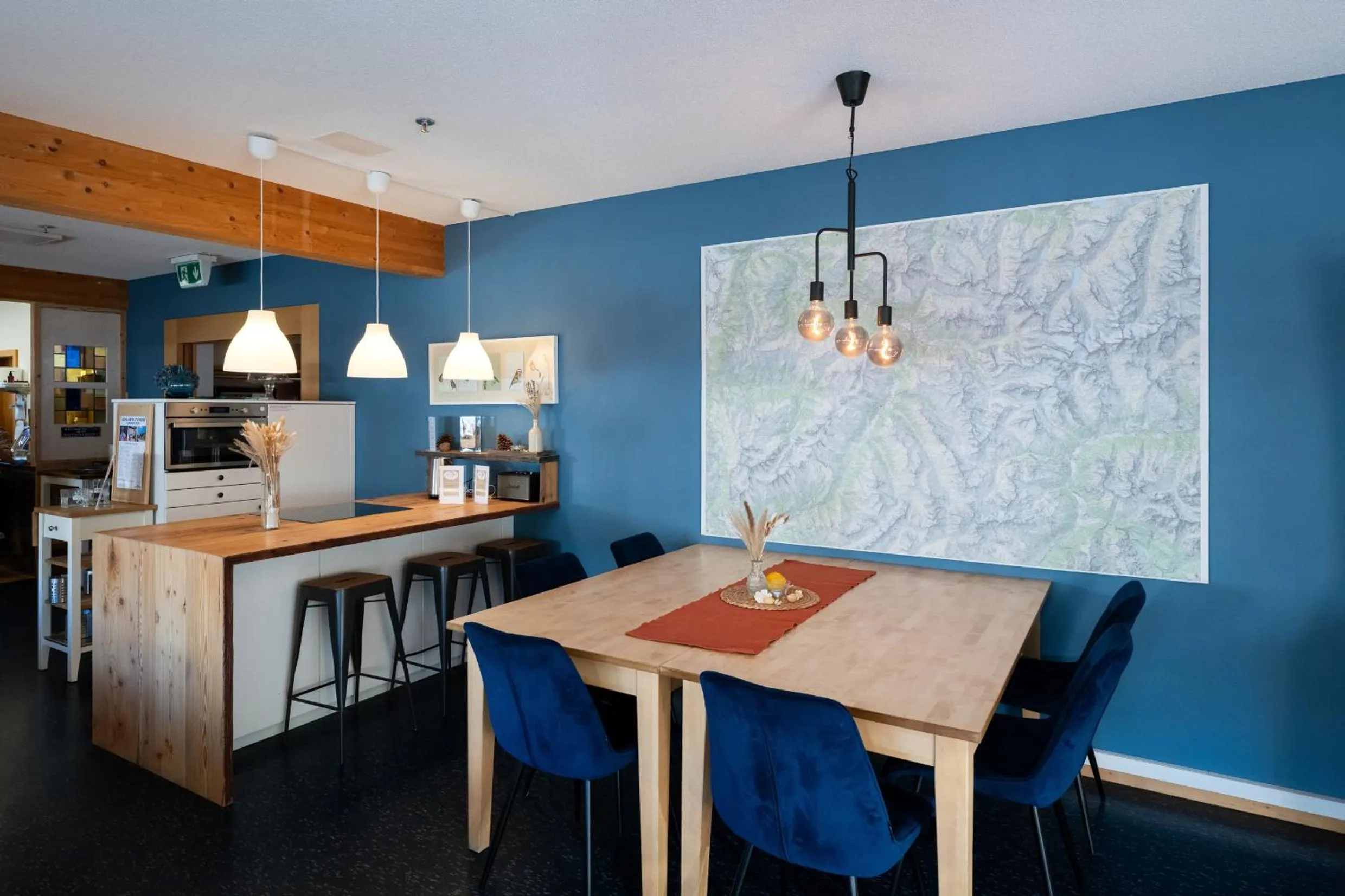 Restaurant/places to eat in Shima-Davos