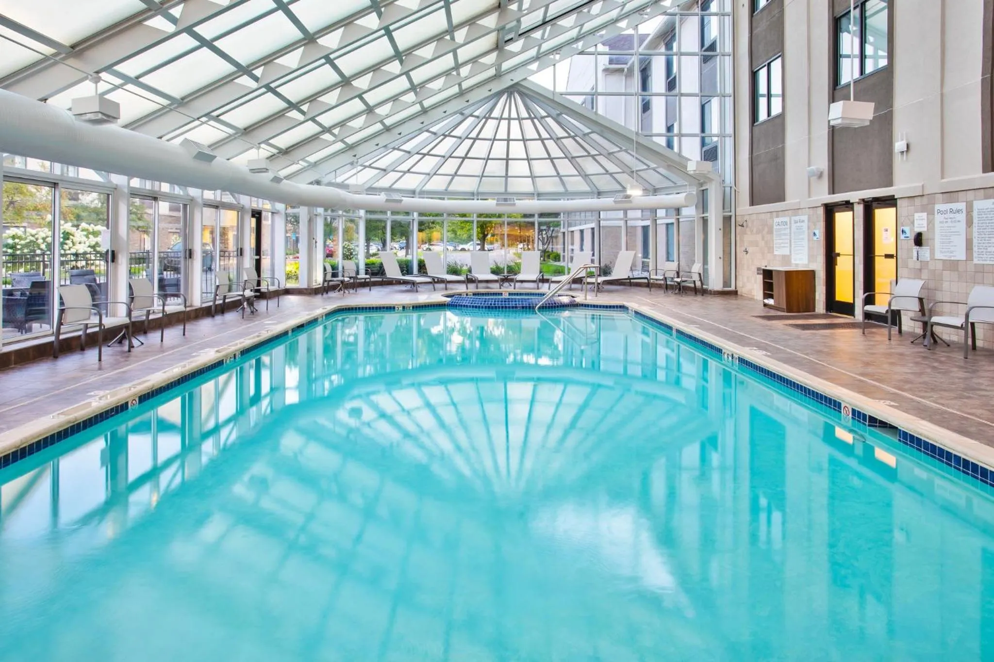 Swimming pool in Holiday Inn Express Hotel & Suites - Belleville Area by IHG