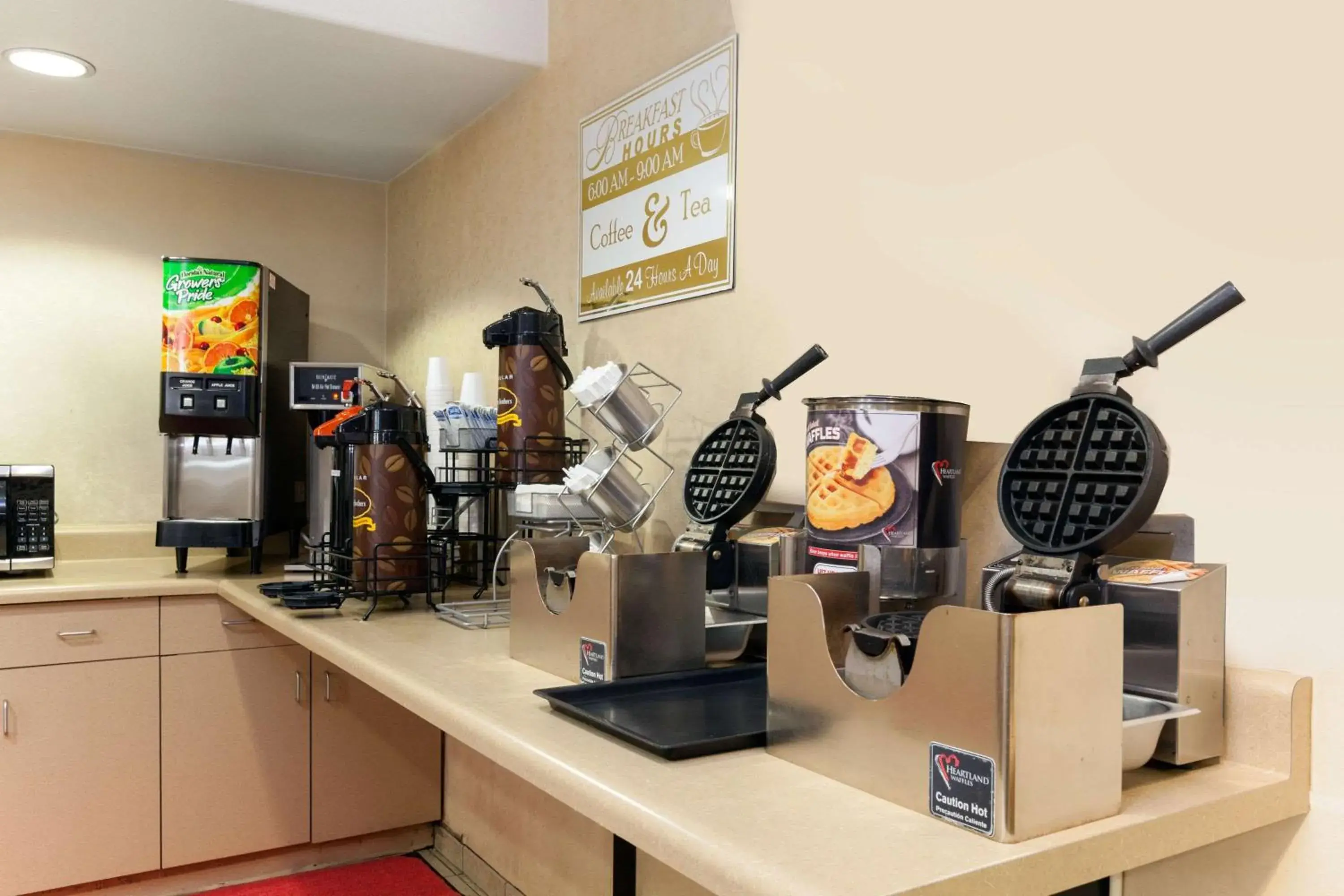 Restaurant/places to eat in Super 8 by Wyndham Flagstaff Restaurant/places to eat in Super 8 by Wyndham Flagstaff