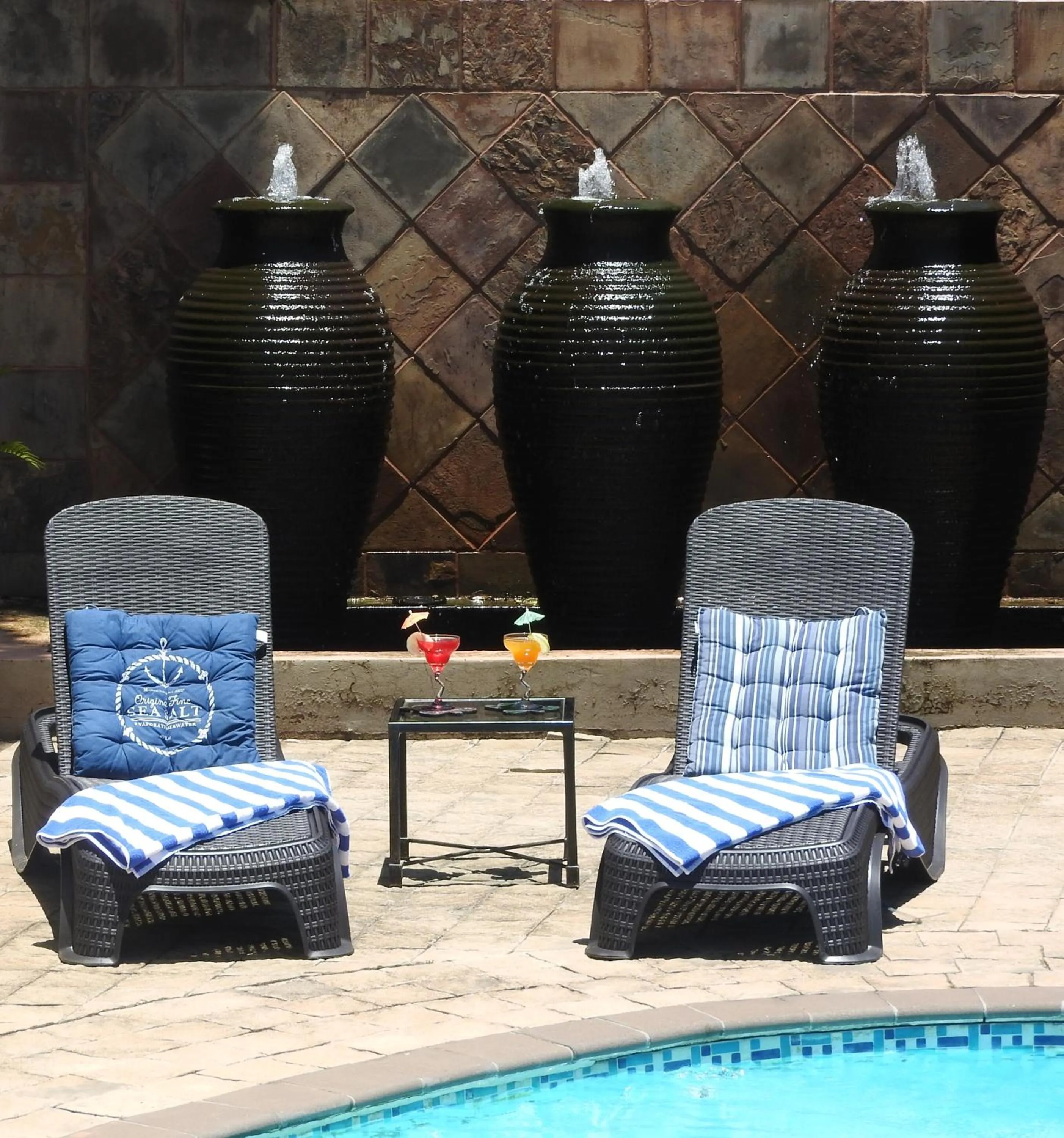 Swimming pool in Turtle Bay Lodge