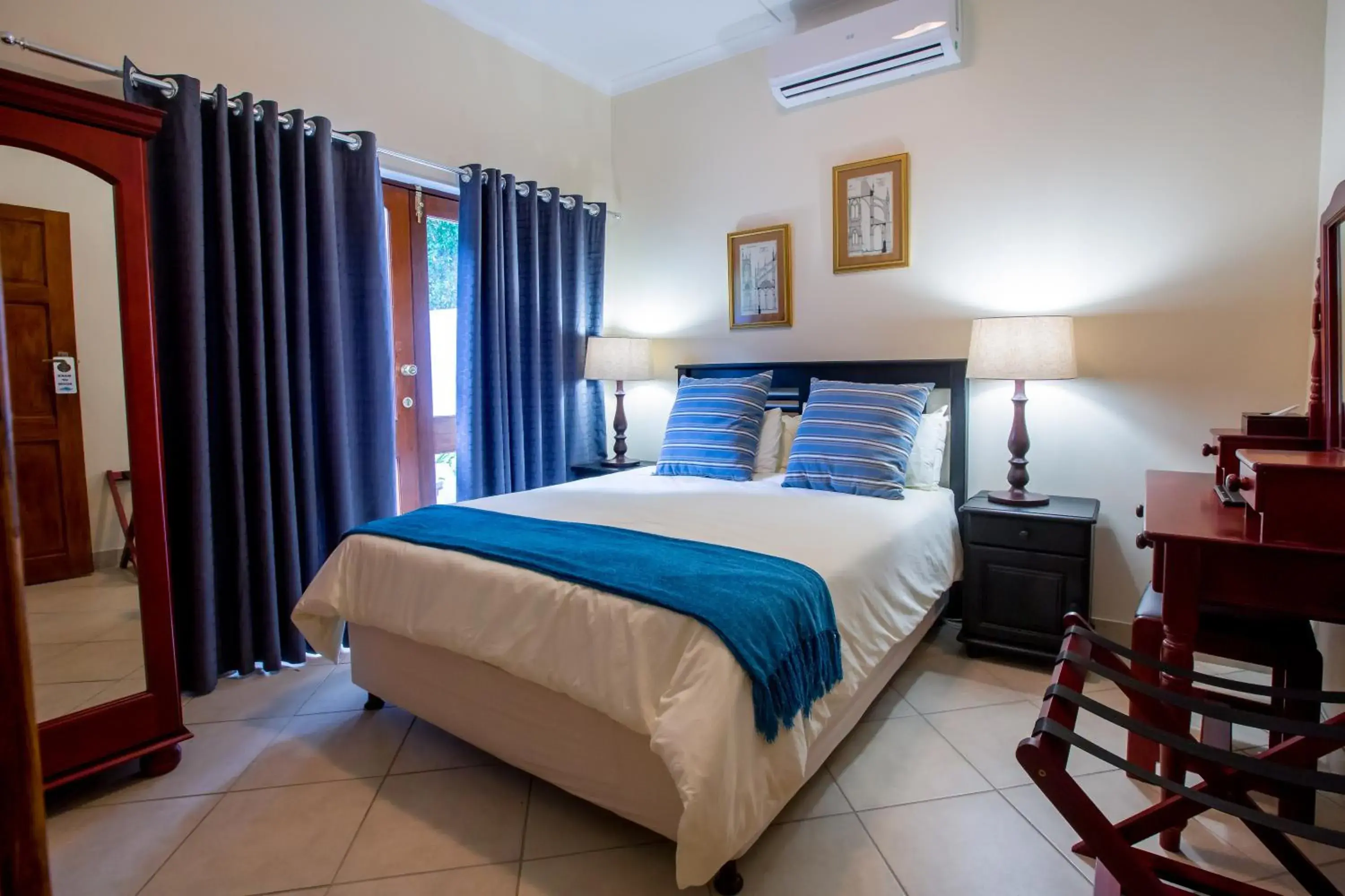 Double Room in Turtle Bay Lodge Double Room in Turtle Bay Lodge