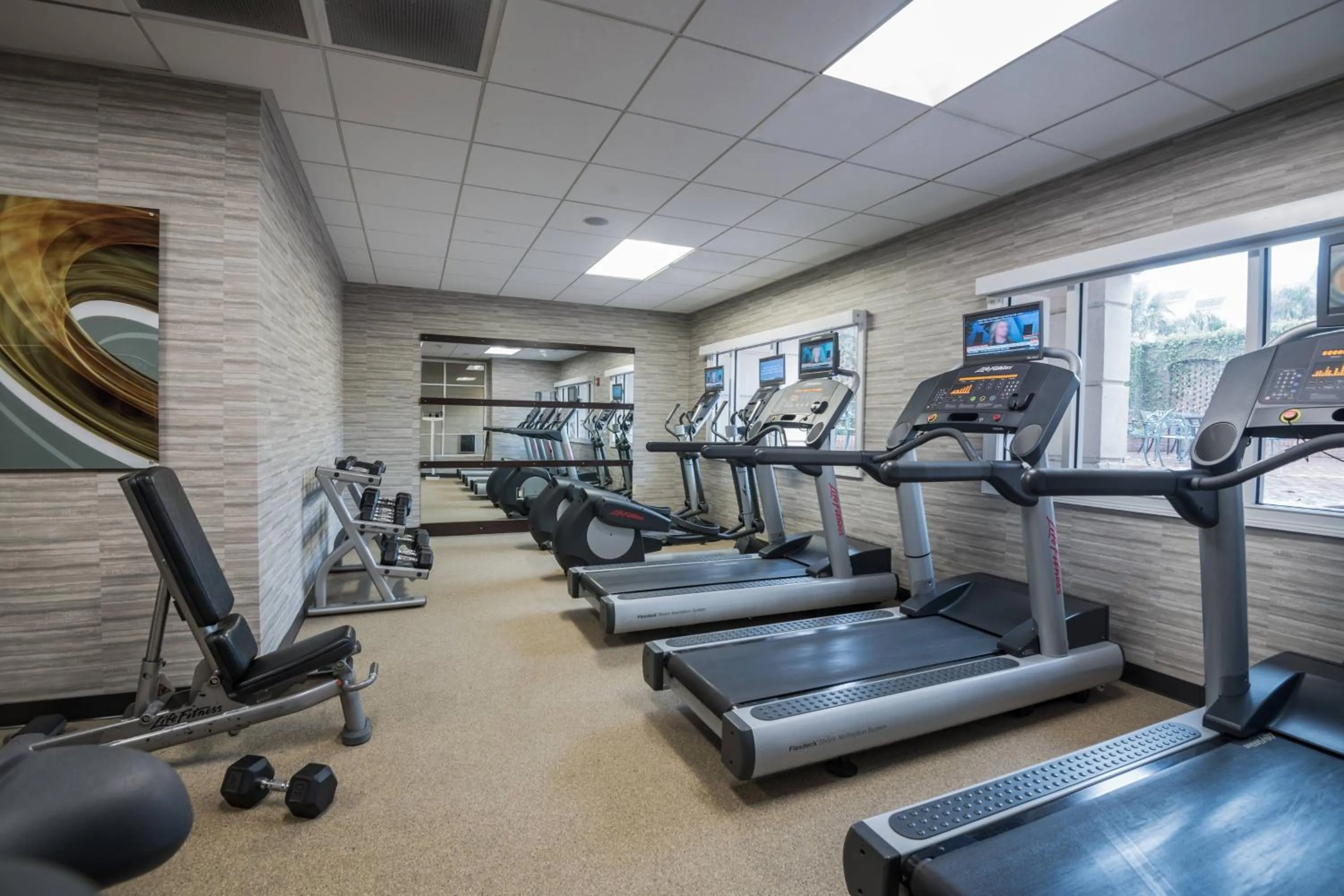Fitness centre/facilities in Courtyard by Marriott Charleston Historic District