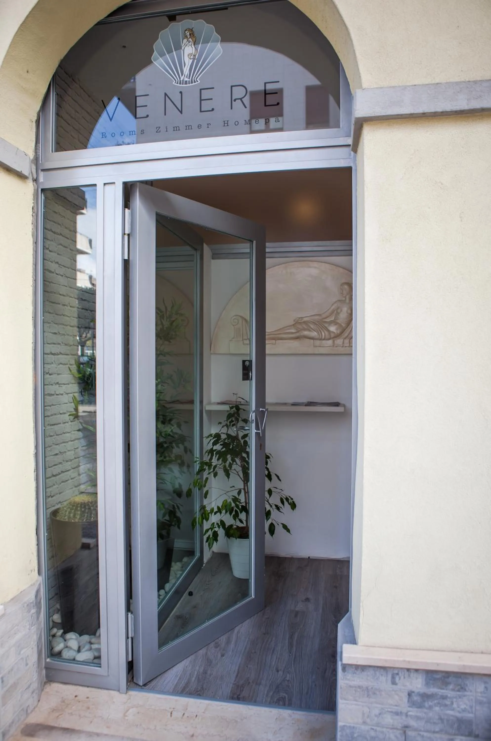 Property building in Venere Rooms