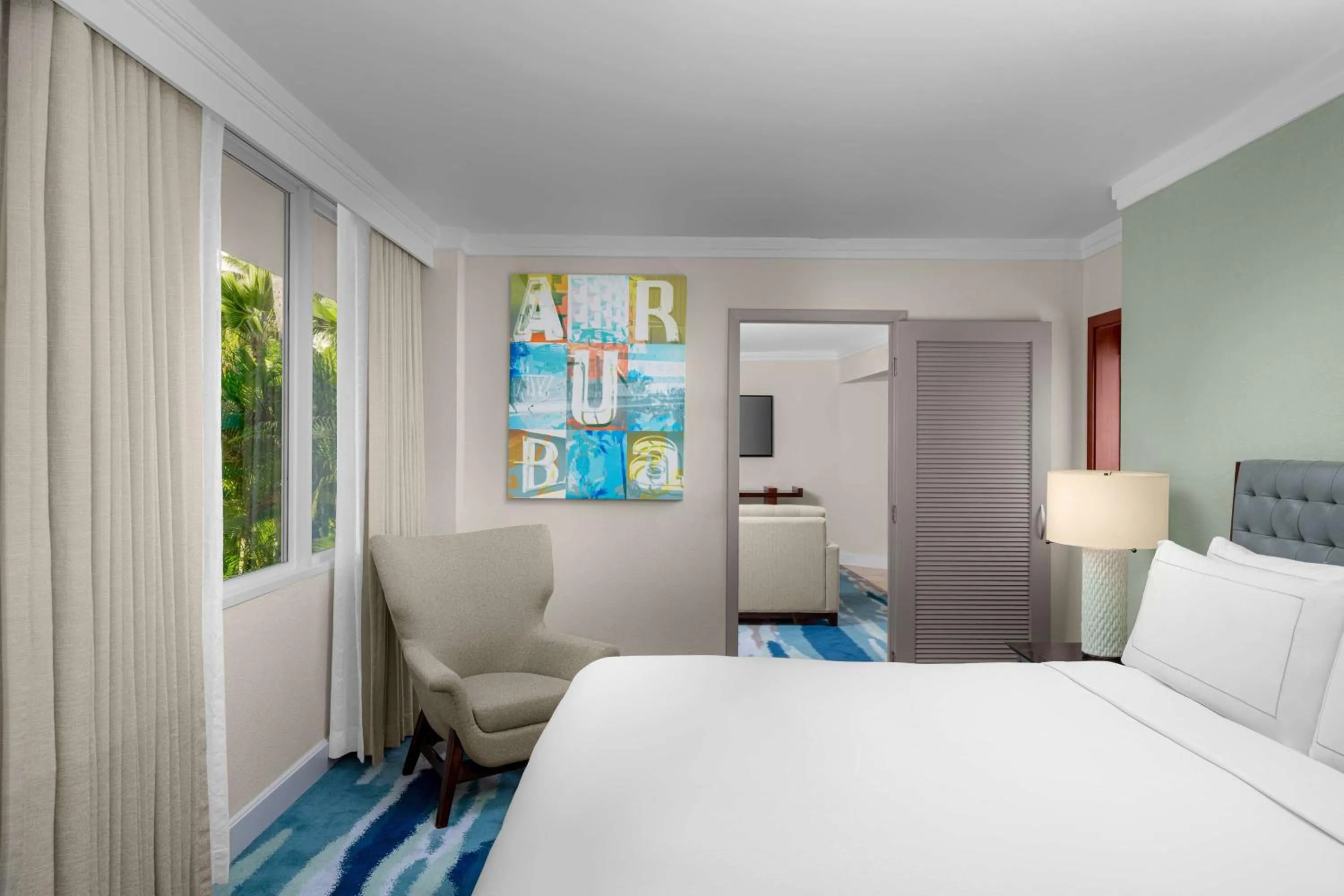 Bed in Hilton Aruba Caribbean Resort & Casino